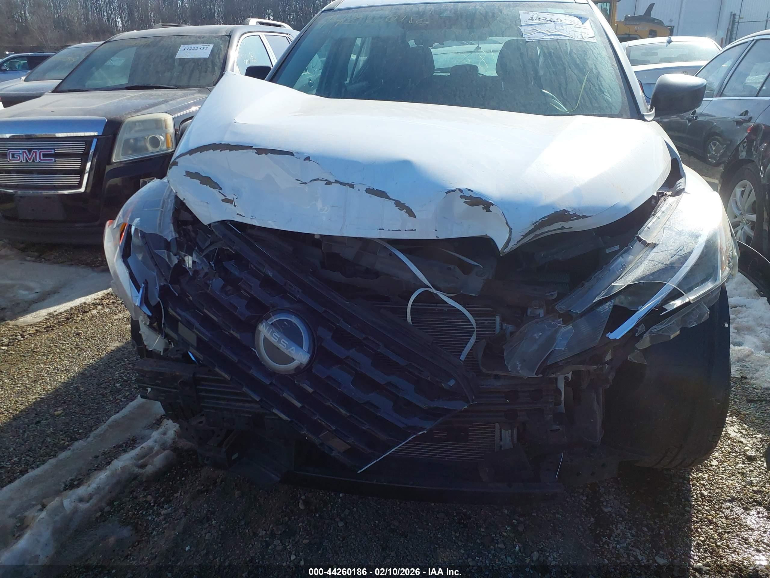 NISSAN KICKS image 6