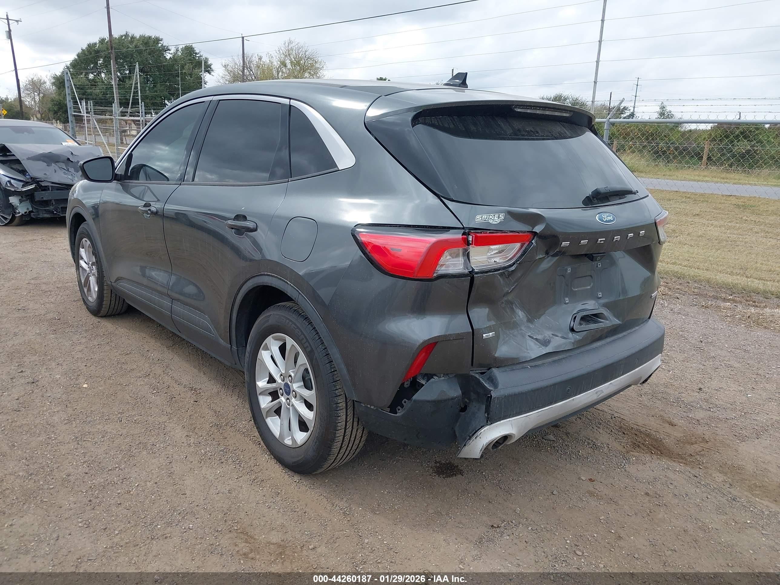 FORD ESCAPE image 3