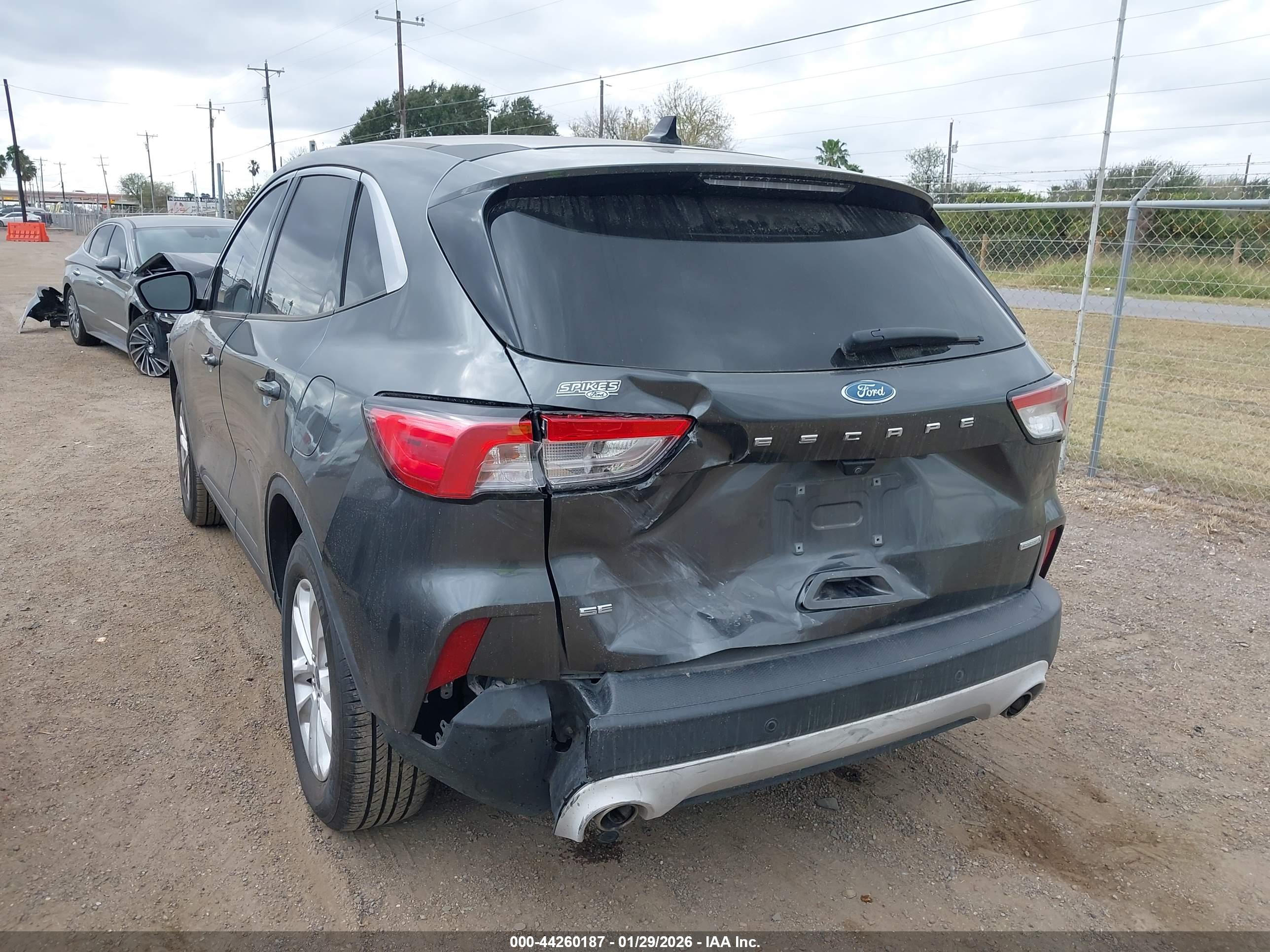 FORD ESCAPE image 6