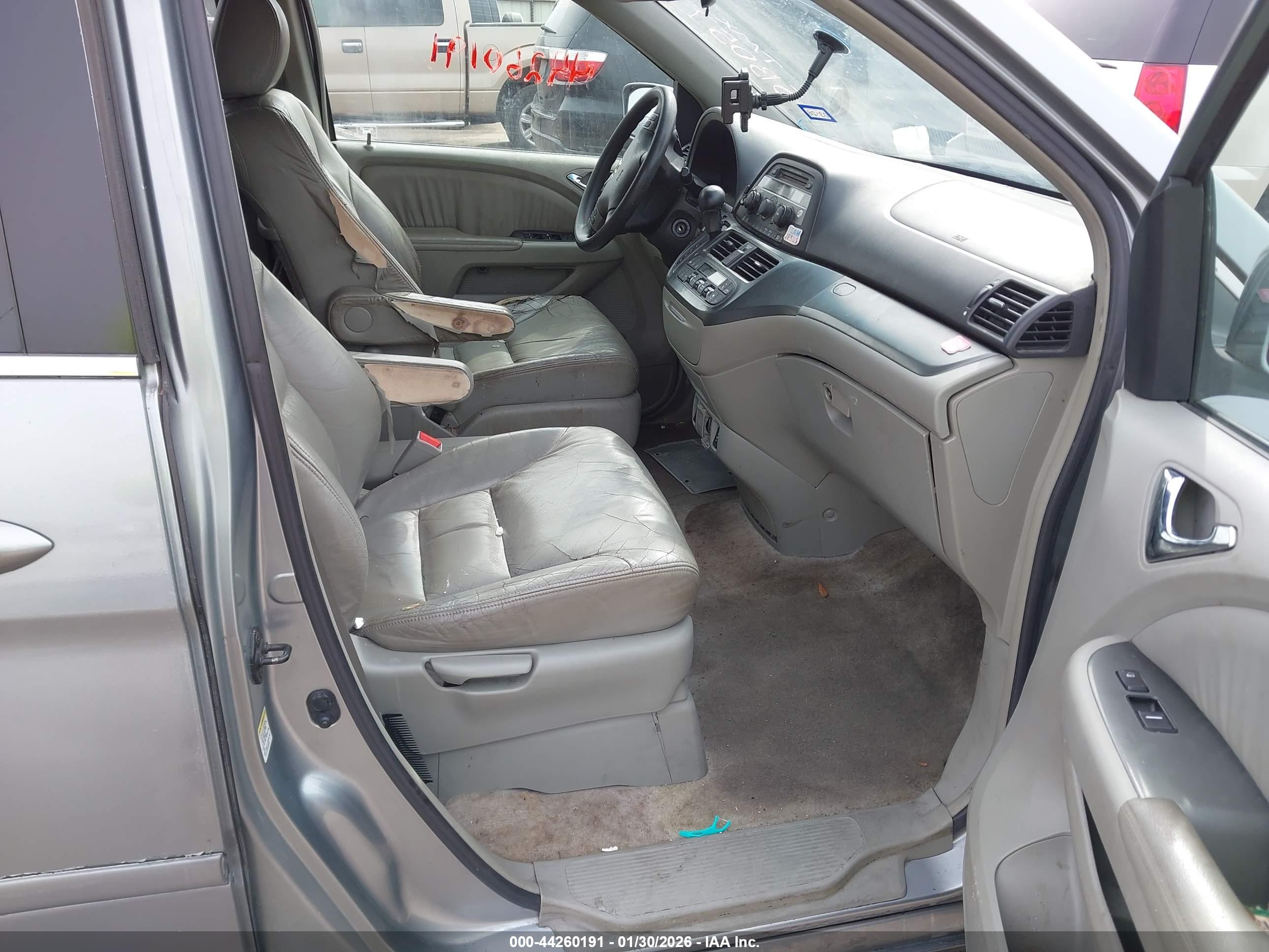 HONDA ODYSSEY image 5