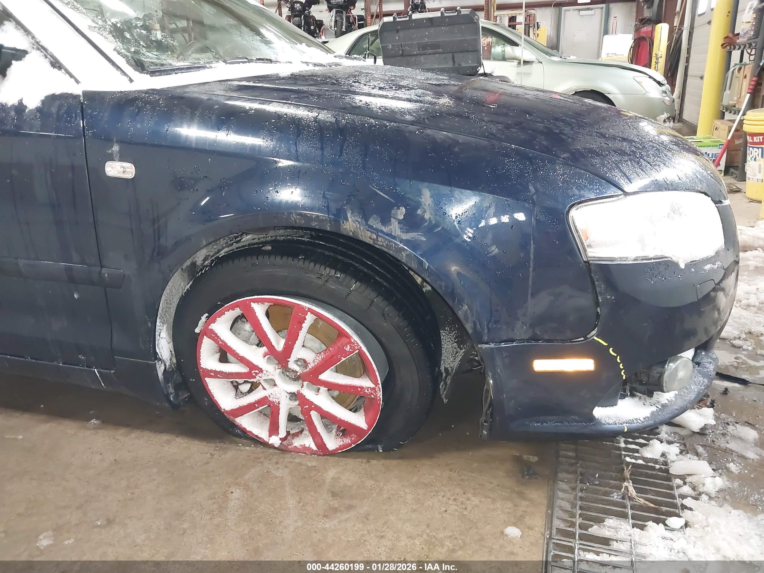 AUDI A4 image 6