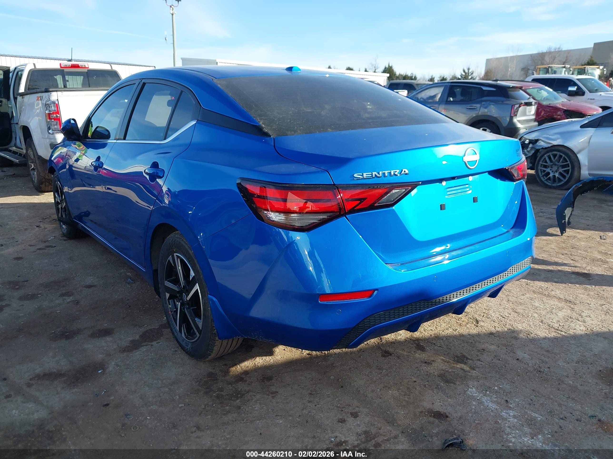 NISSAN SENTRA image 3