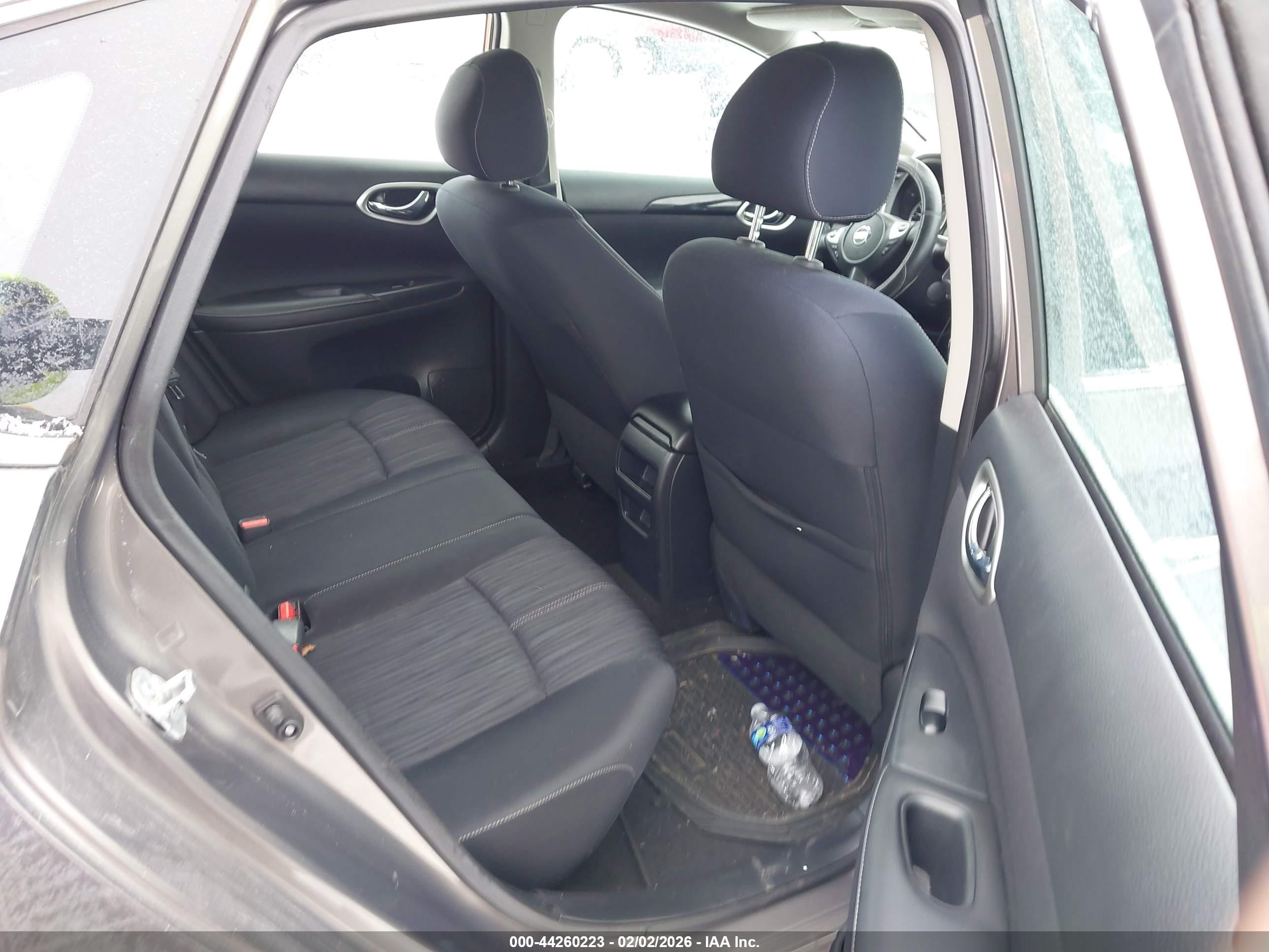 NISSAN SENTRA image 8