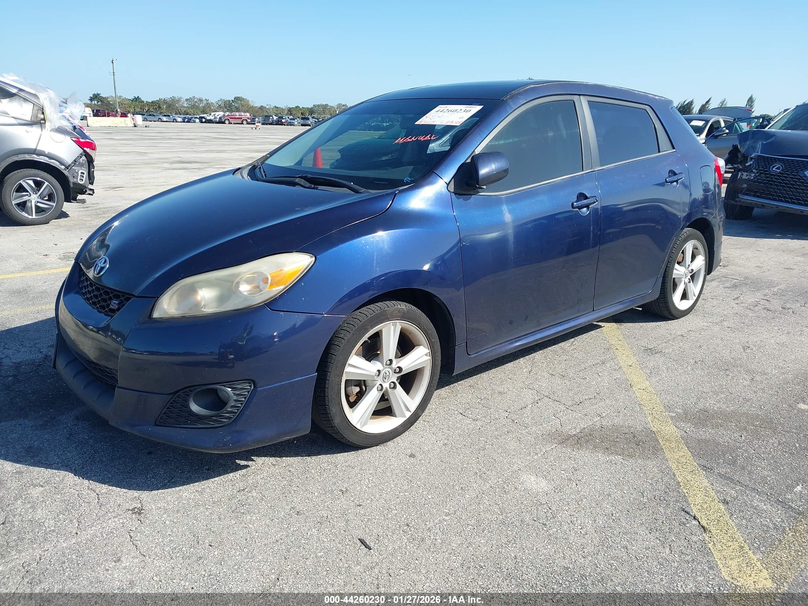 TOYOTA MATRIX image 2