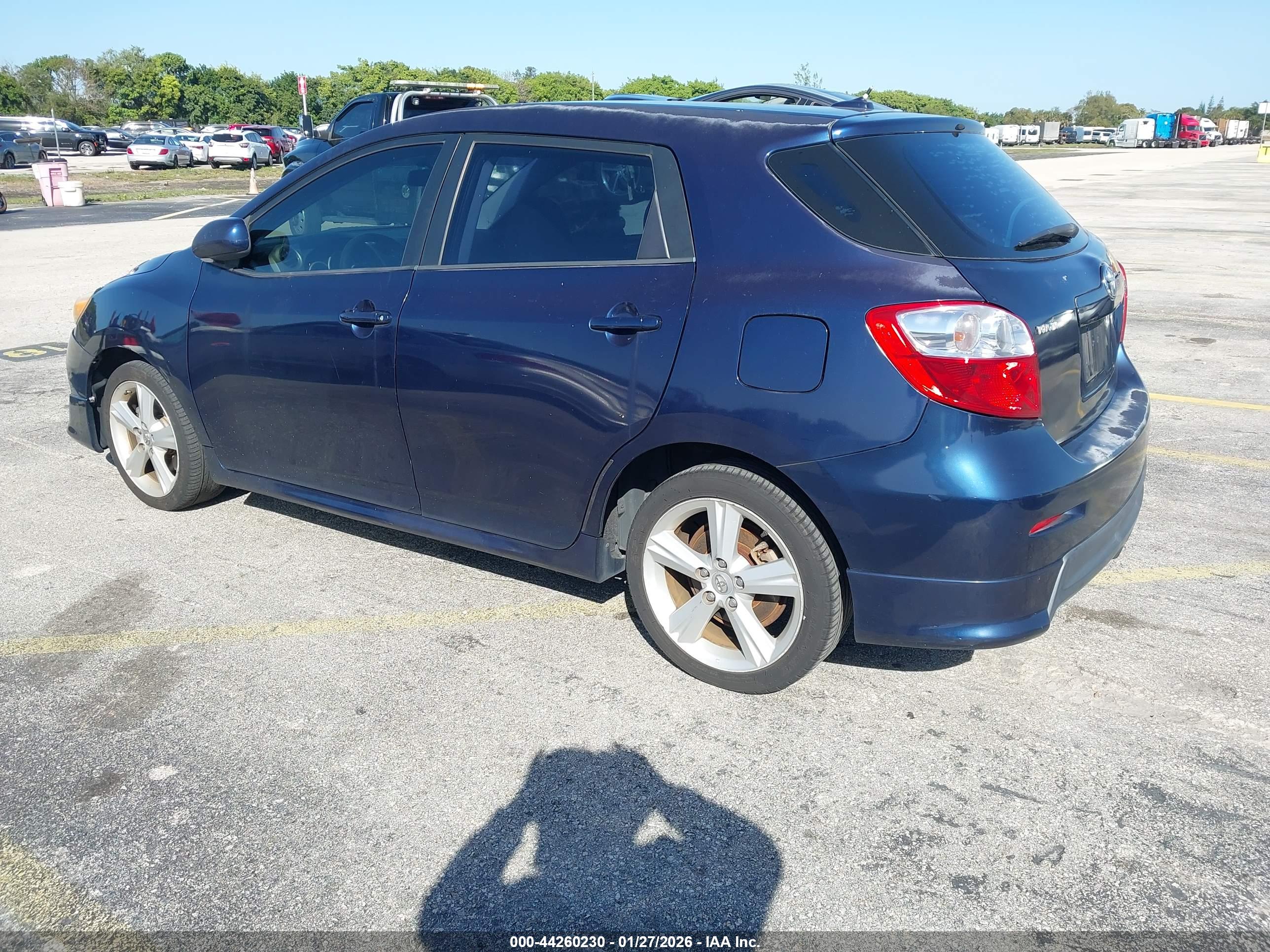 TOYOTA MATRIX image 3