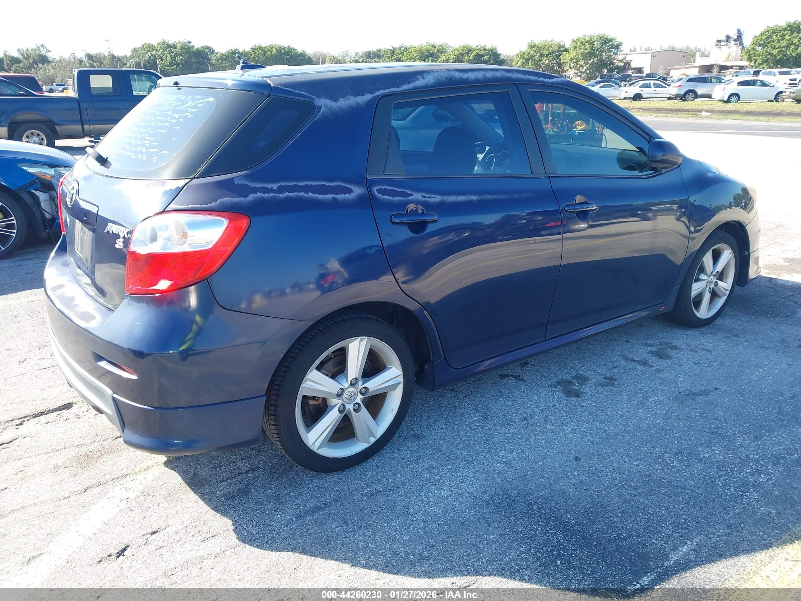 TOYOTA MATRIX image 4