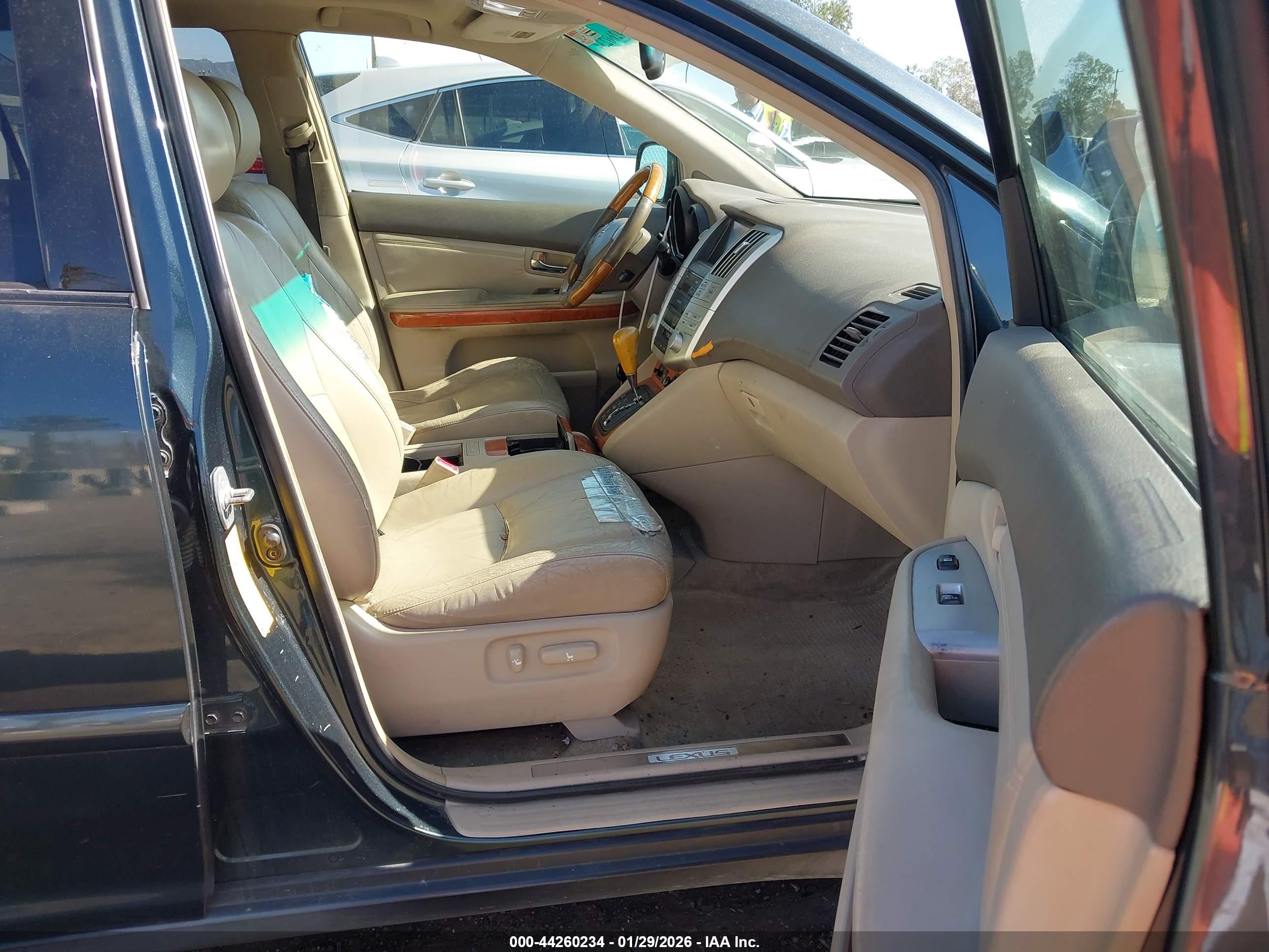 LEXUS RX image 5
