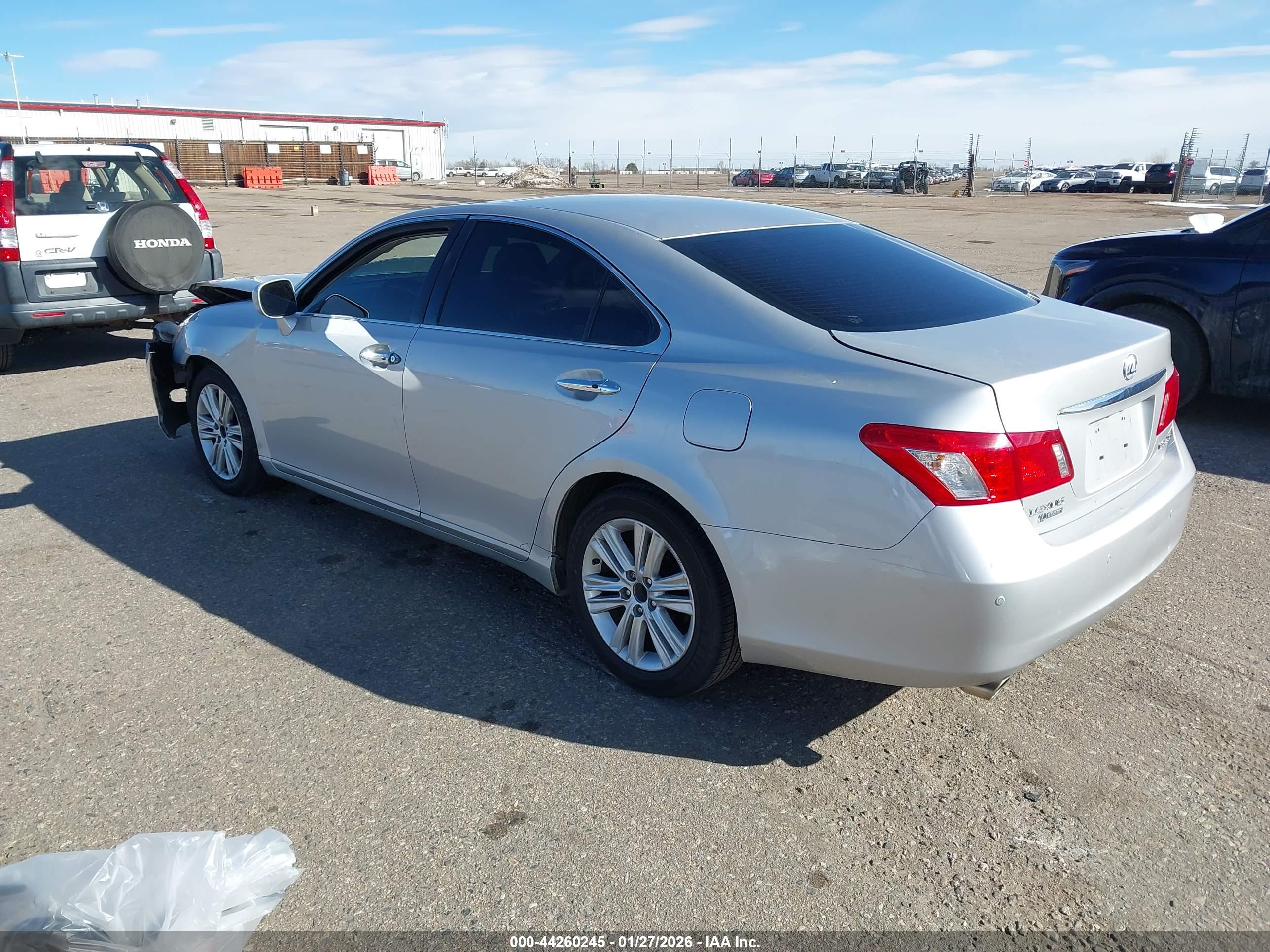 LEXUS ES image 3