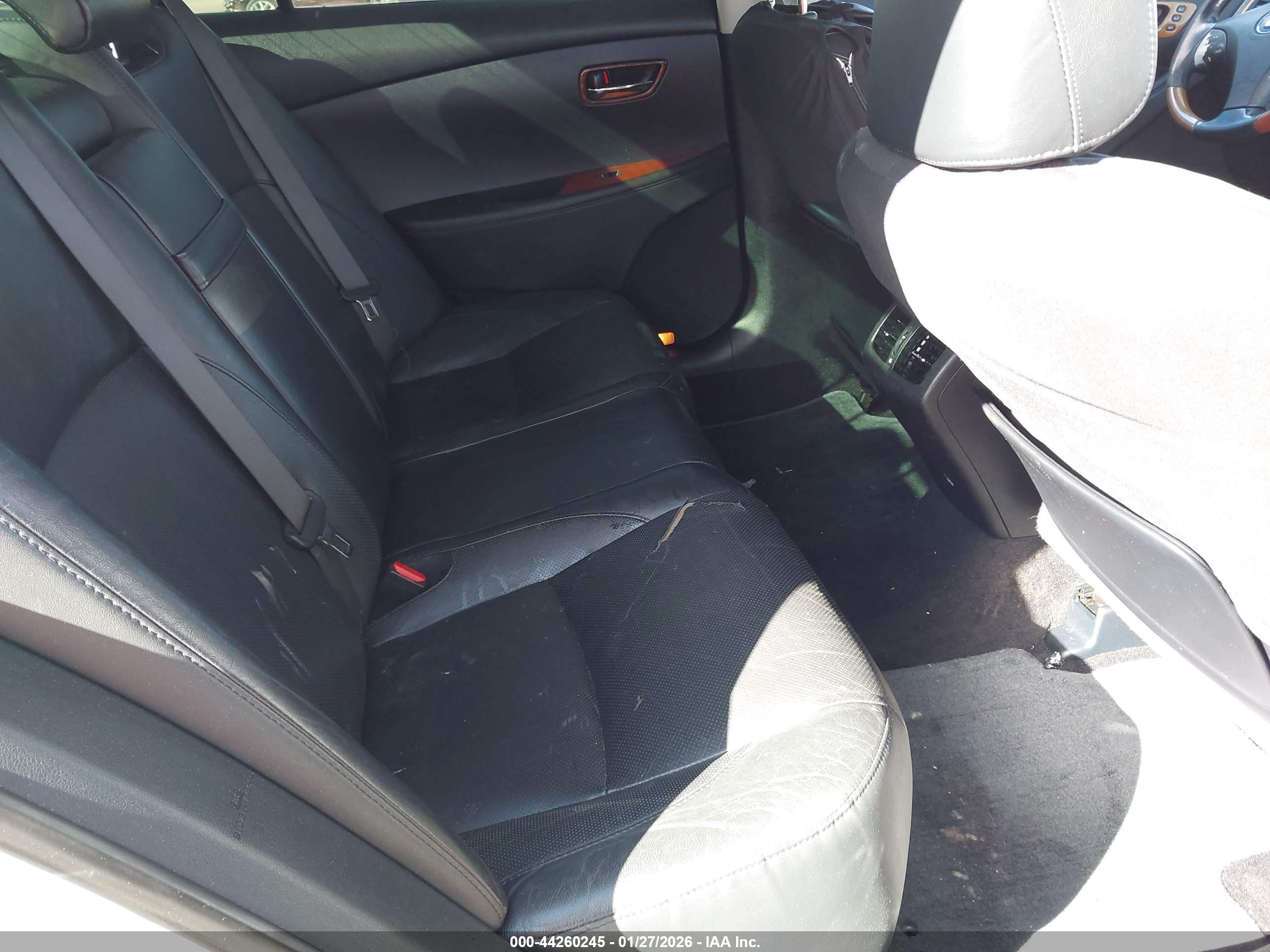 LEXUS ES image 8
