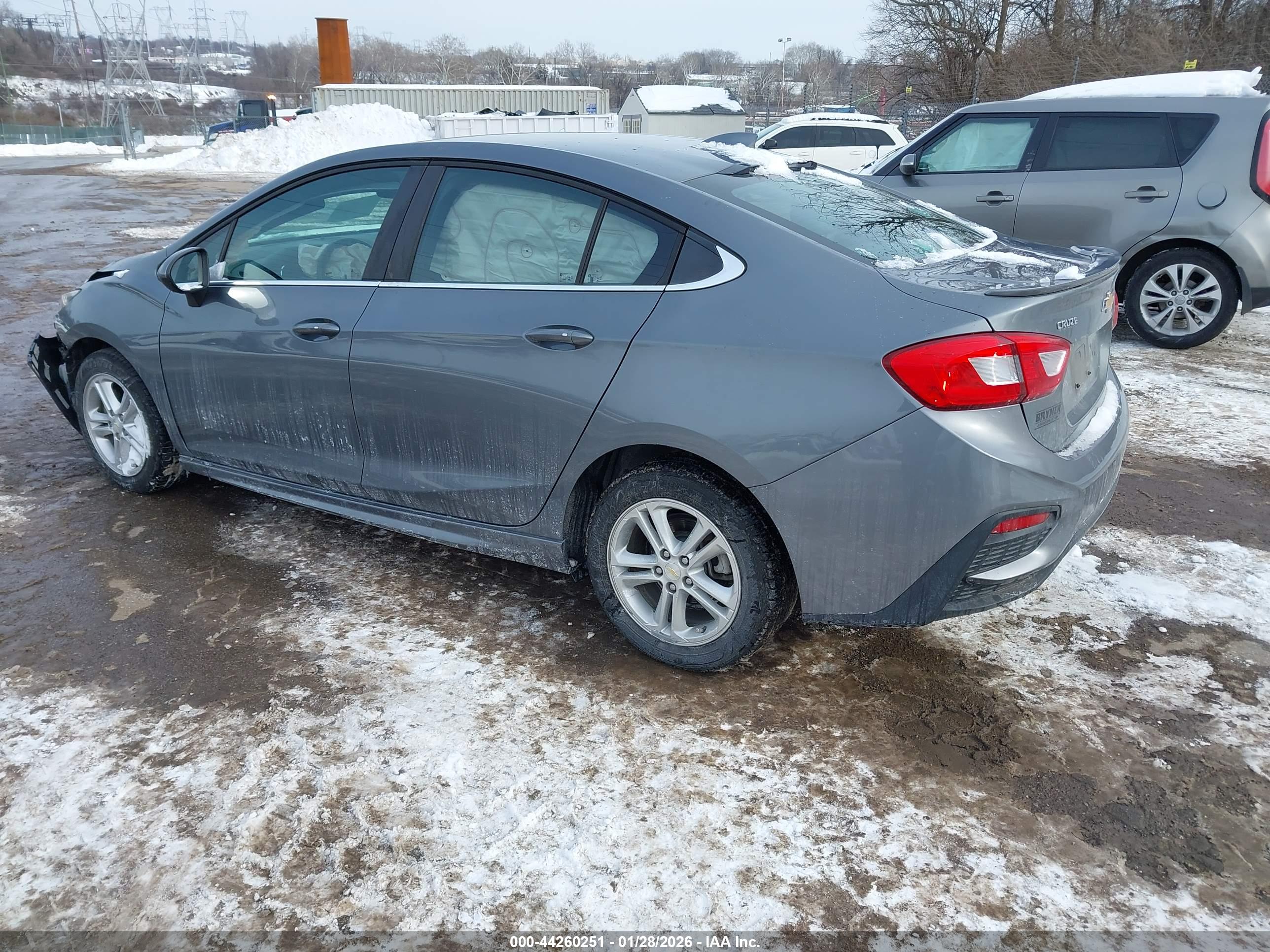 CHEVROLET CRUZE image 3