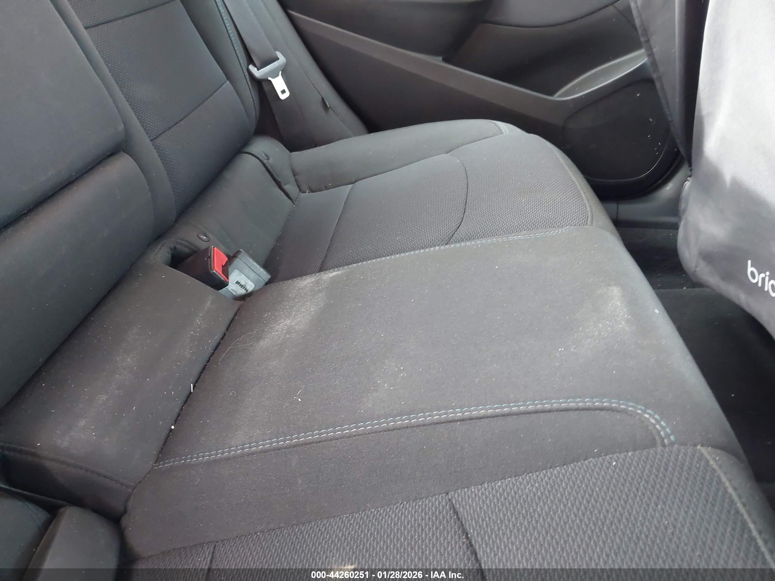 CHEVROLET CRUZE image 8