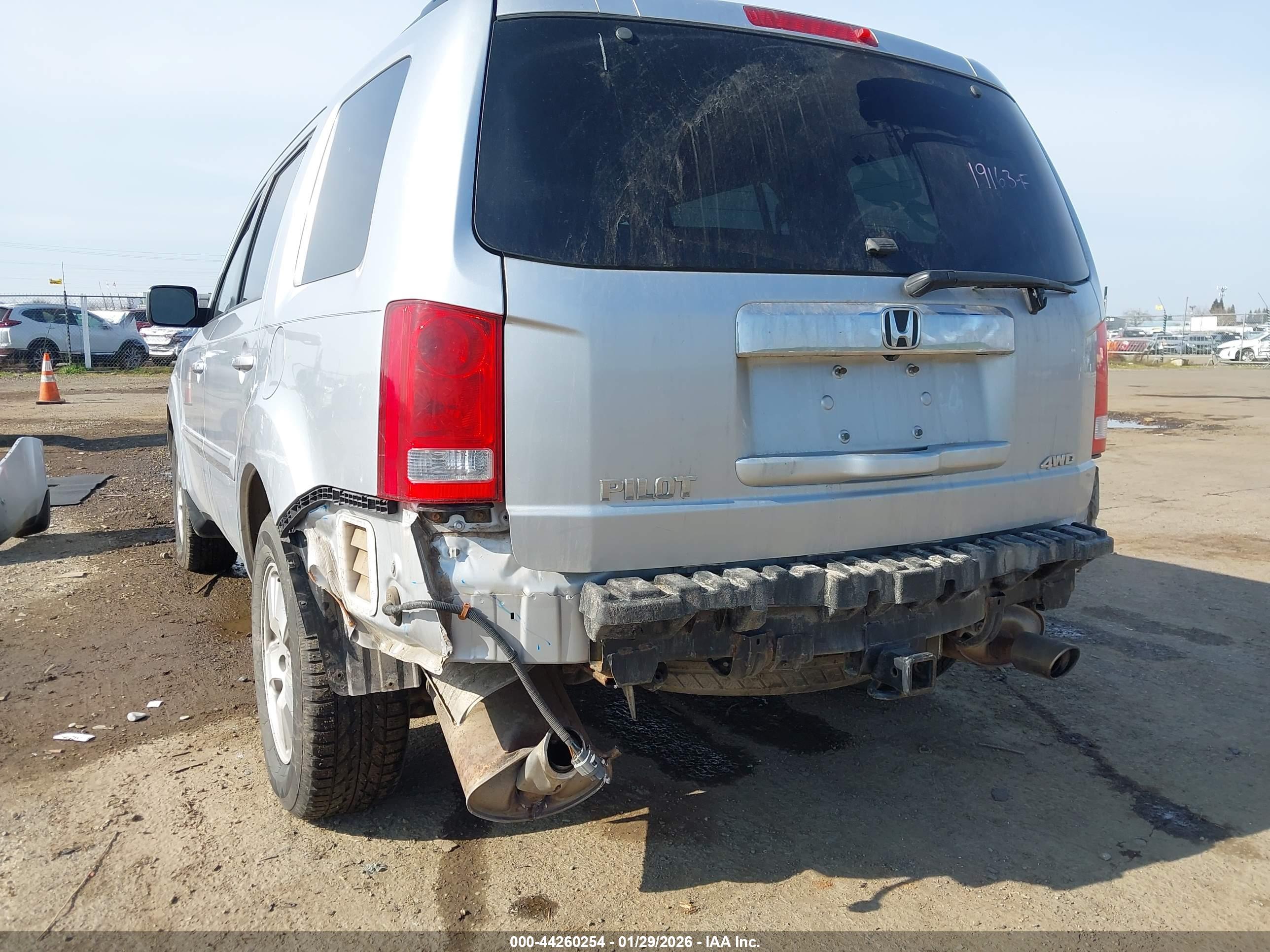 HONDA PILOT image 6