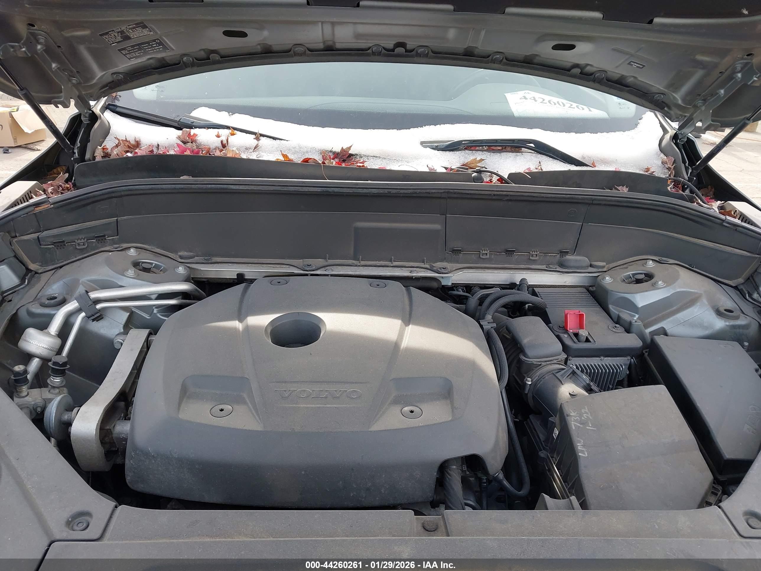 VOLVO XC90 image 10