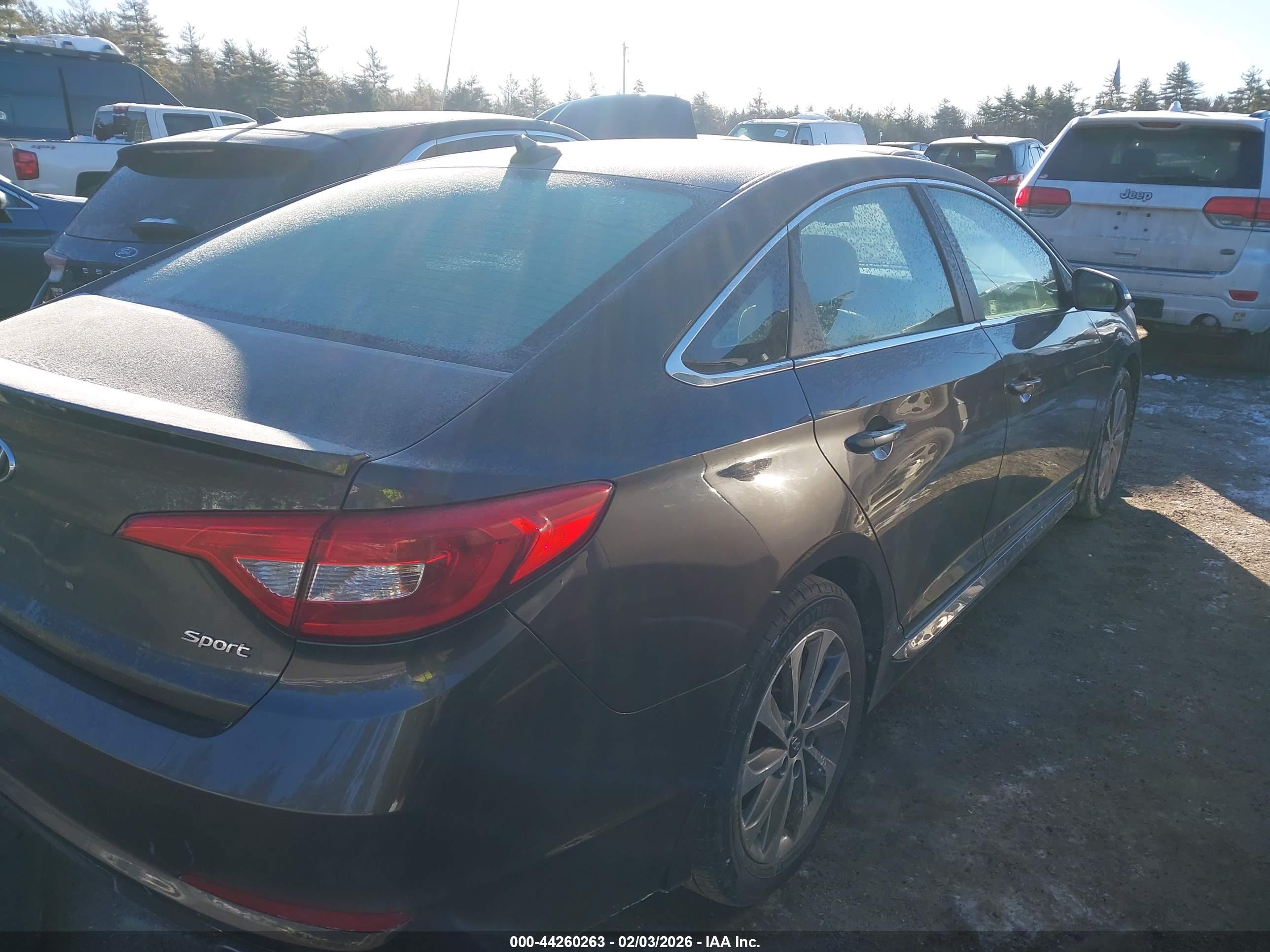 HYUNDAI SONATA image 4