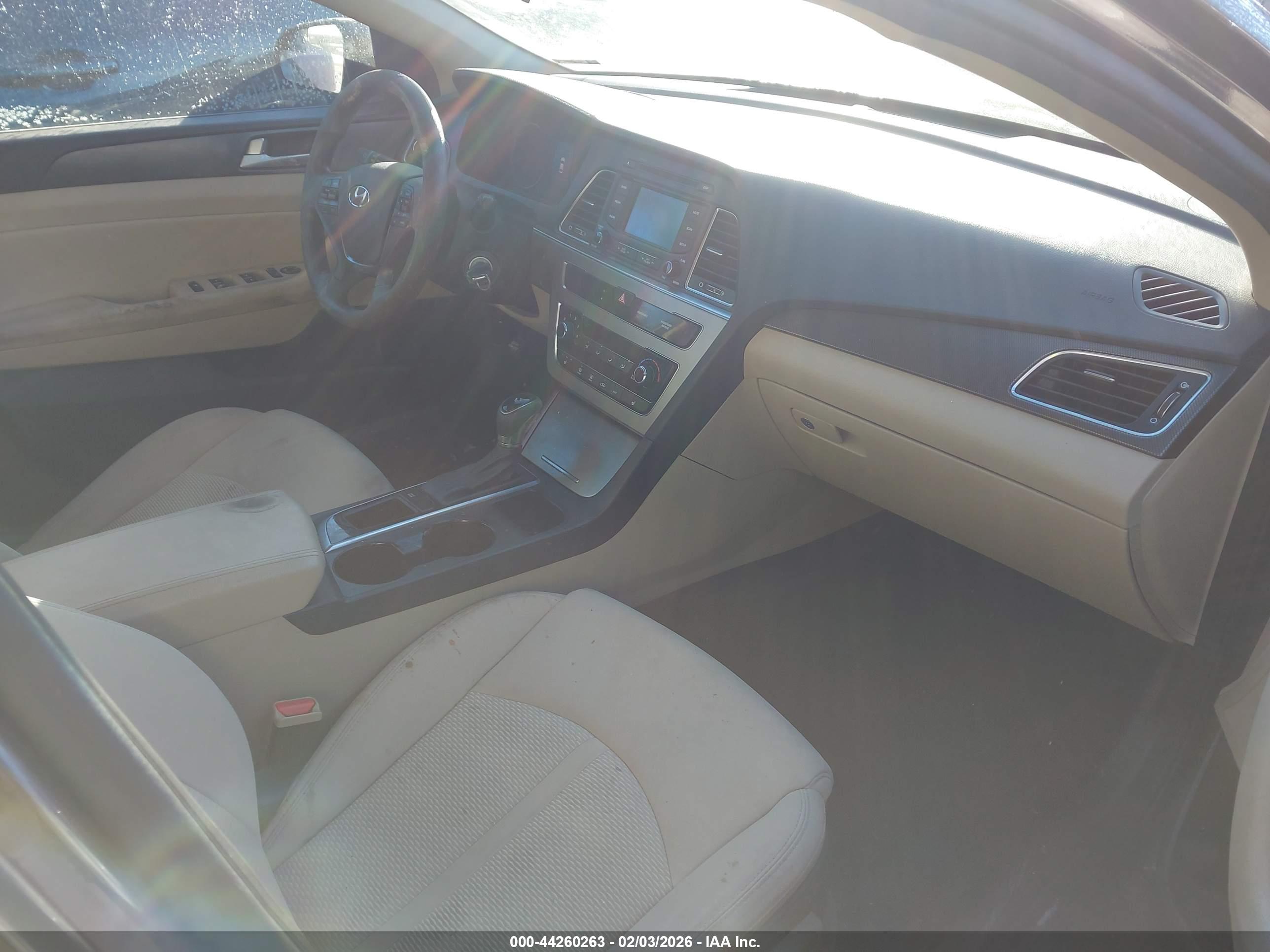 HYUNDAI SONATA image 5