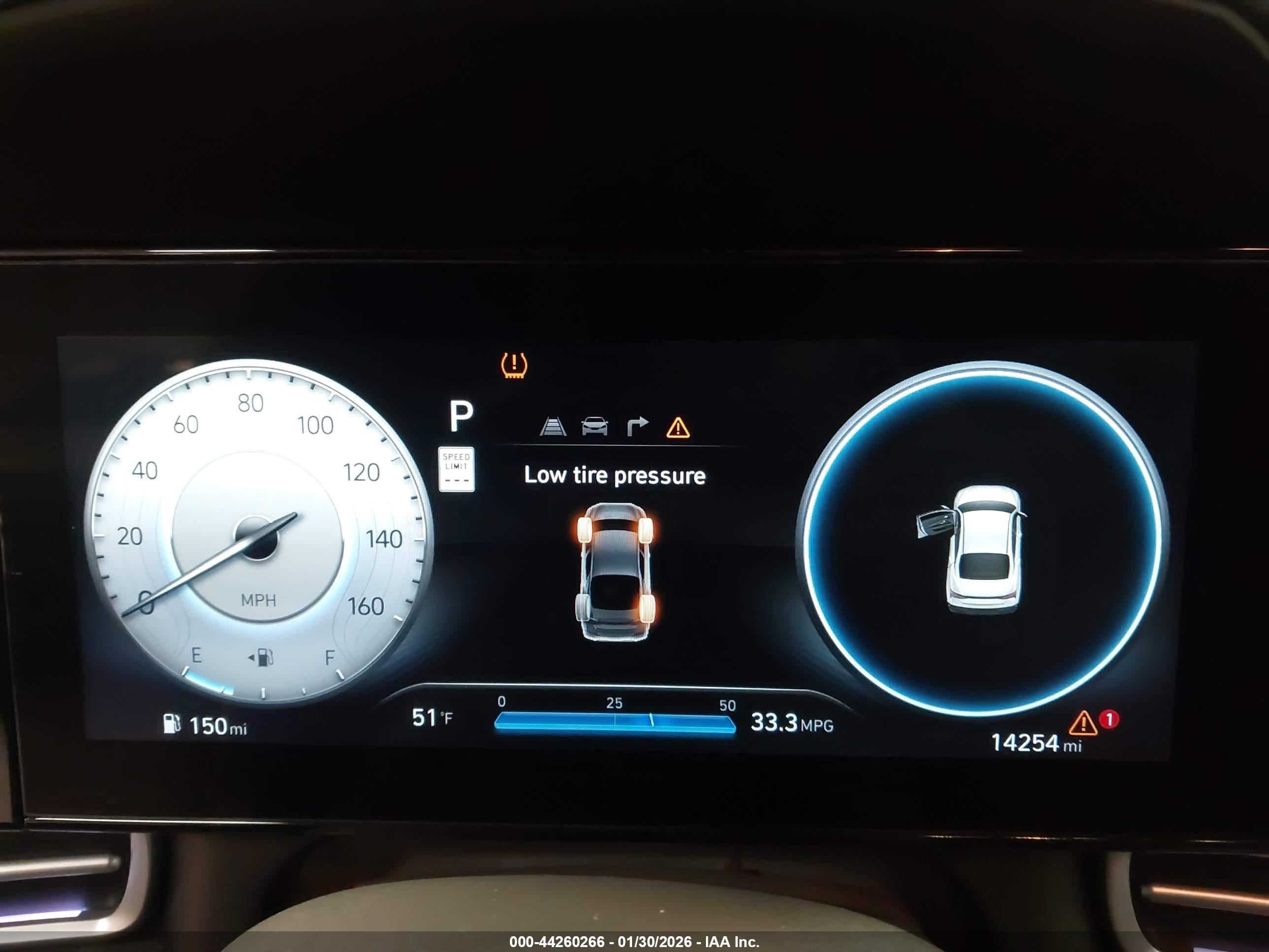 HYUNDAI ELANTRA image 7
