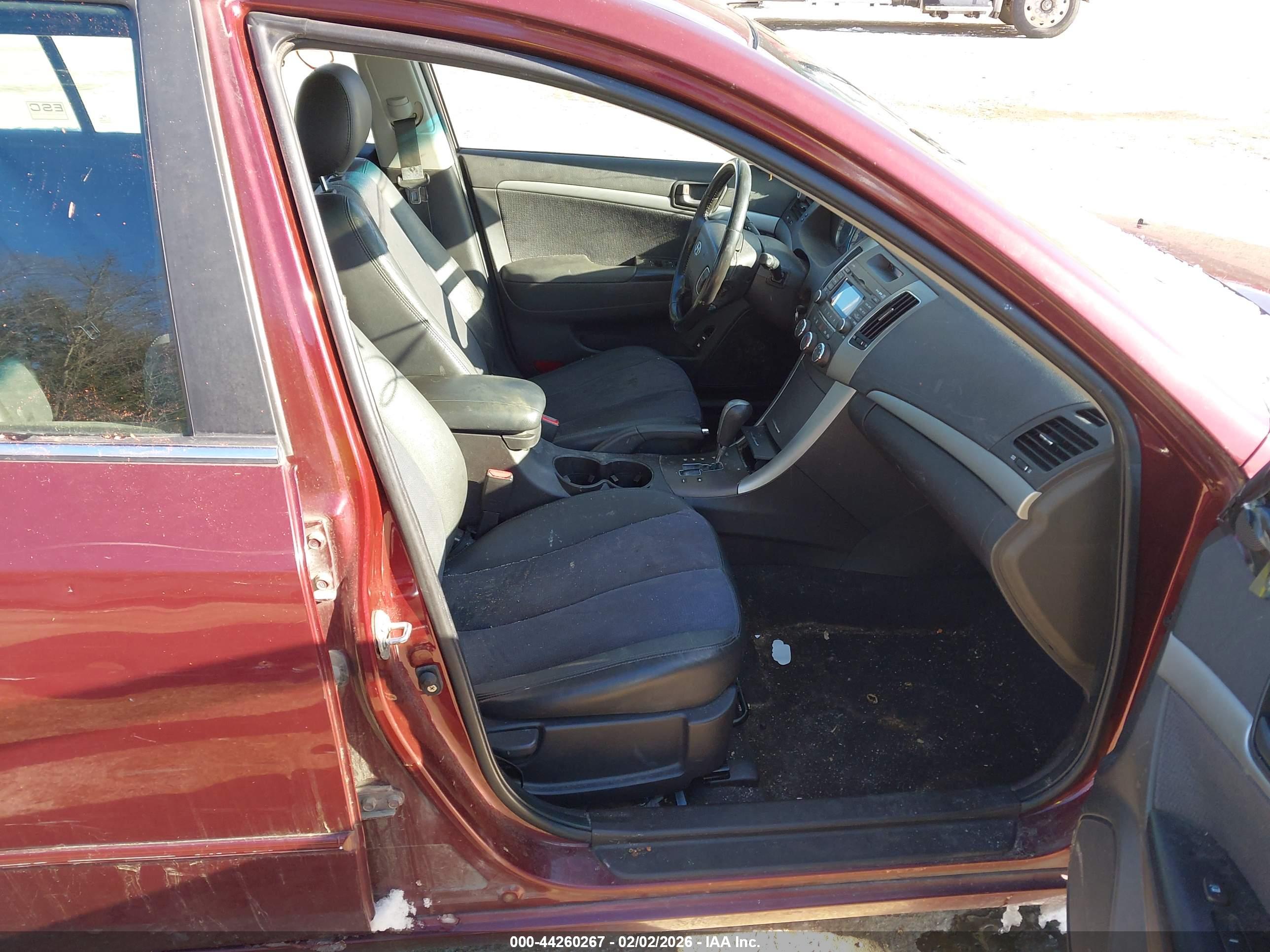 HYUNDAI SONATA image 5