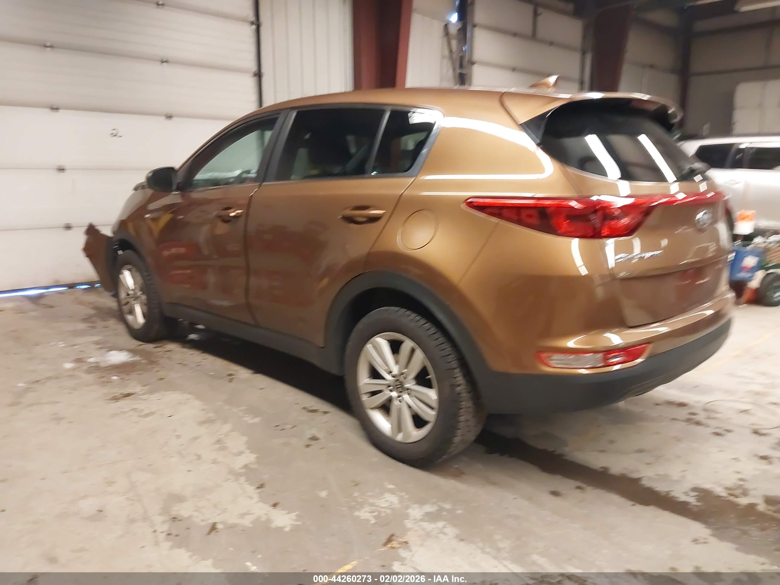 KIA SPORTAGE image 3