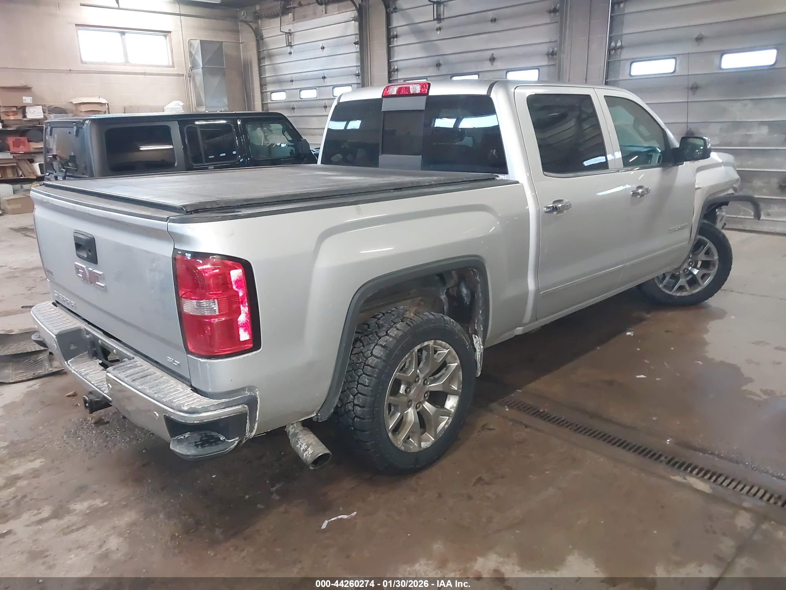 GMC SIERRA image 4