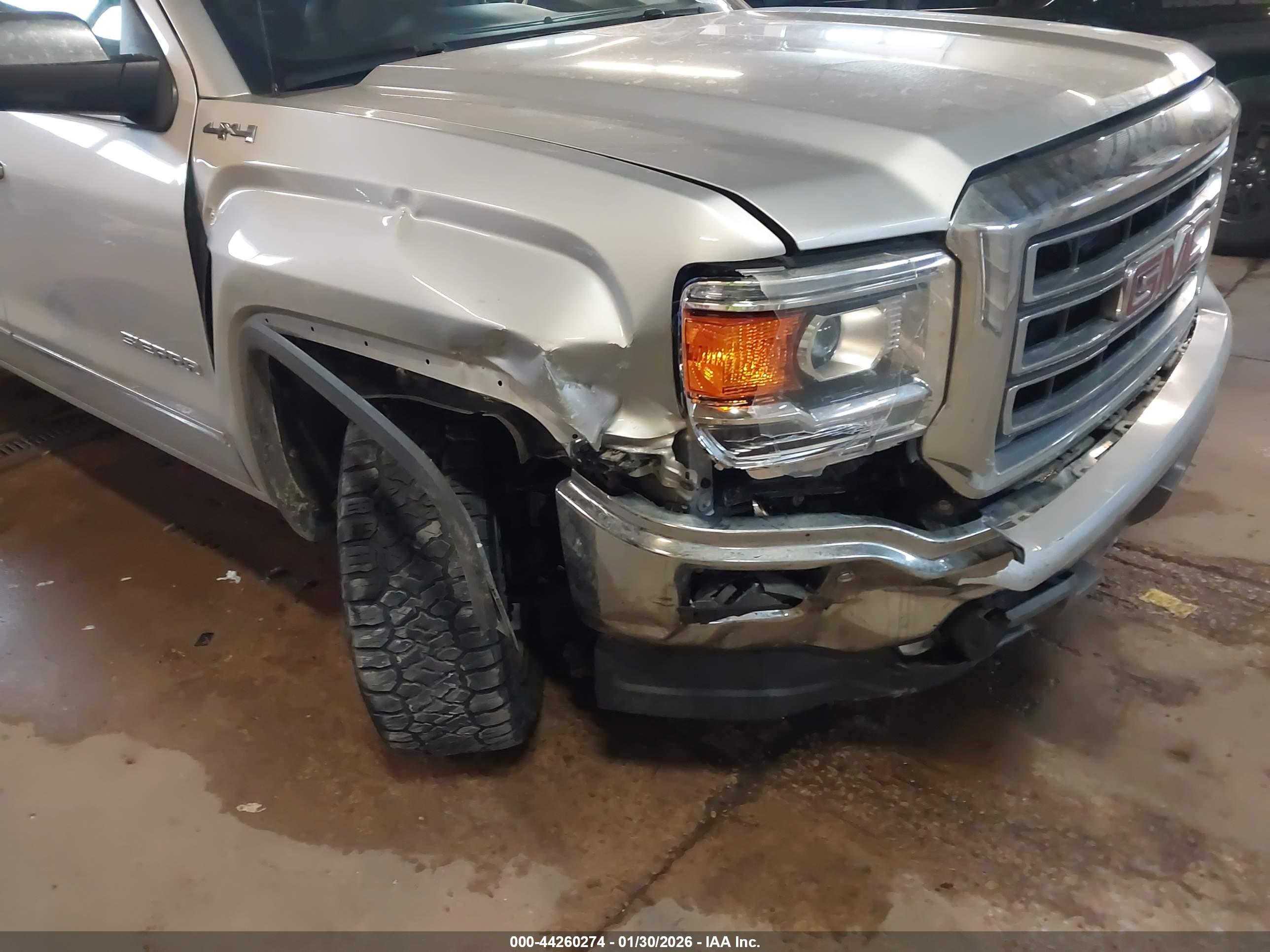 GMC SIERRA image 6