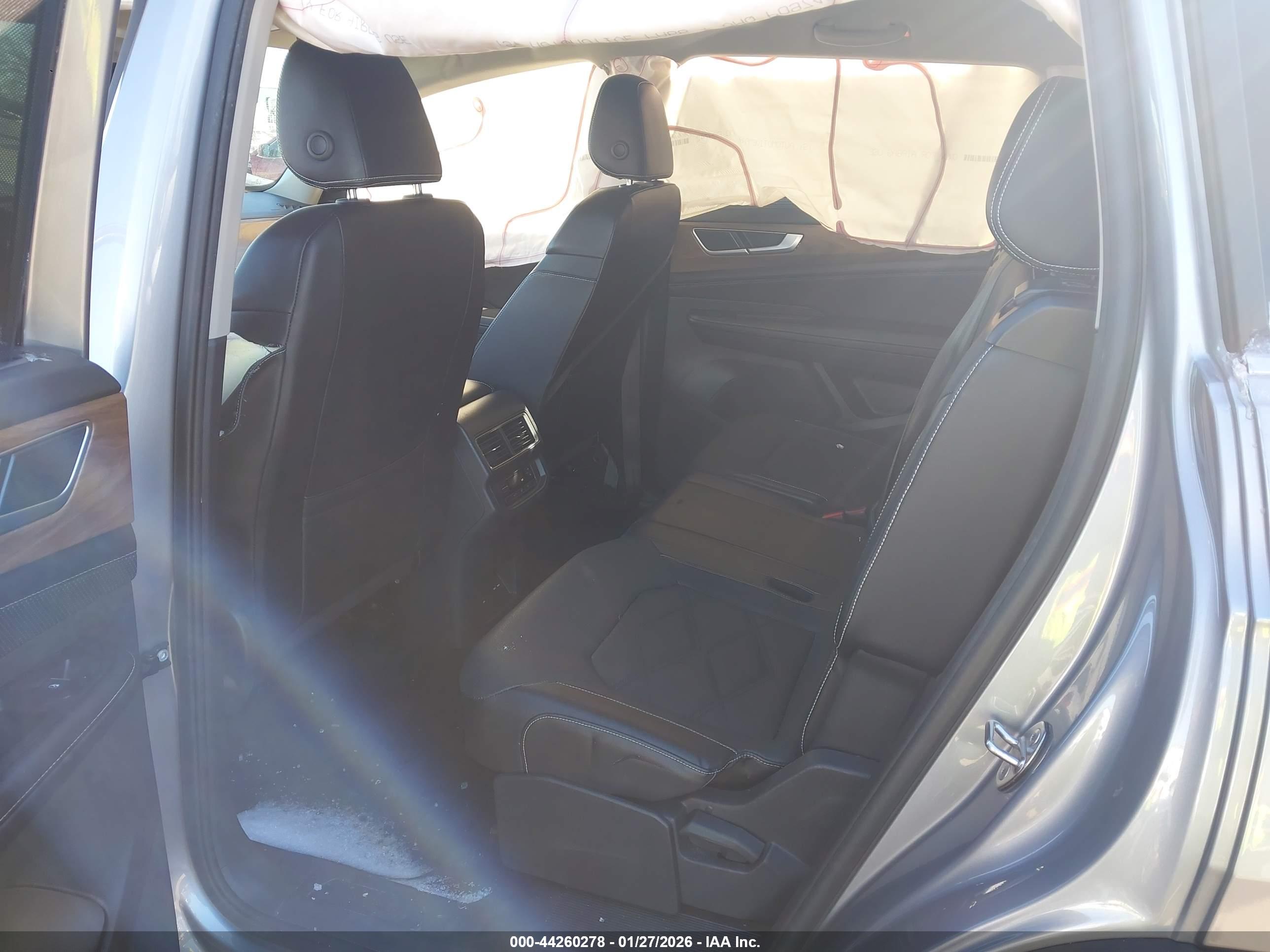 VOLKSWAGEN ATLAS image 8