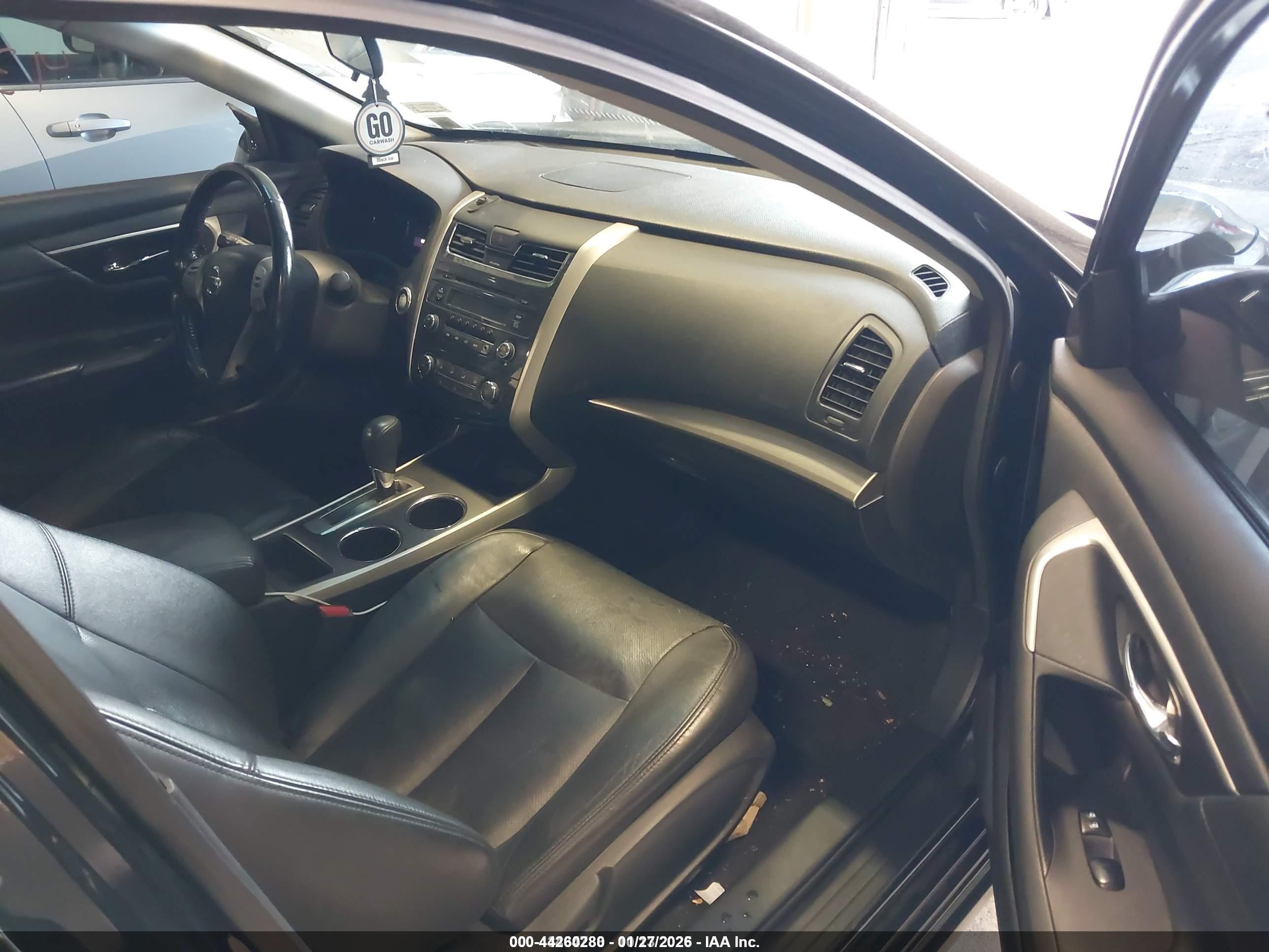NISSAN ALTIMA image 5