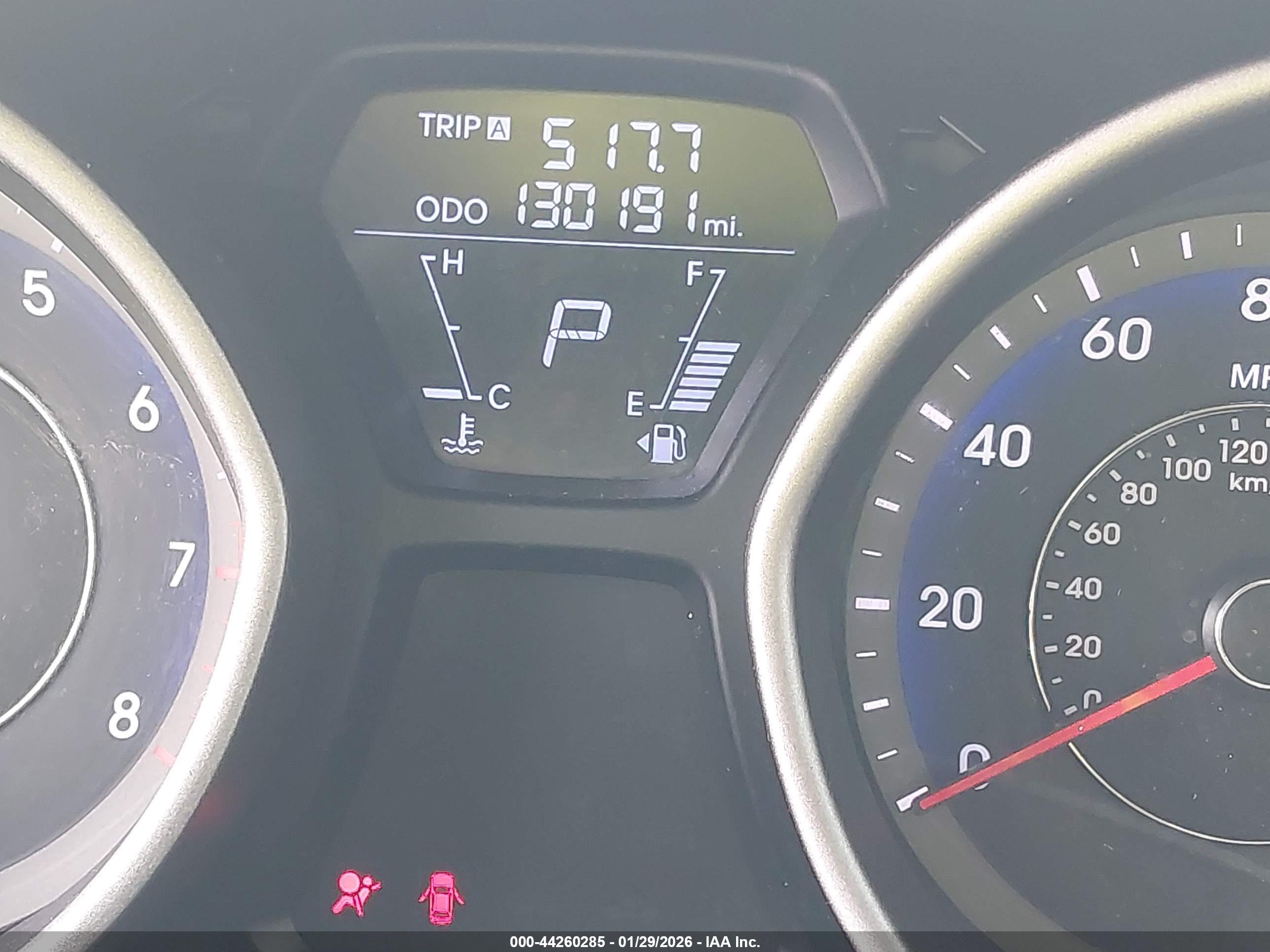 HYUNDAI ELANTRA image 7