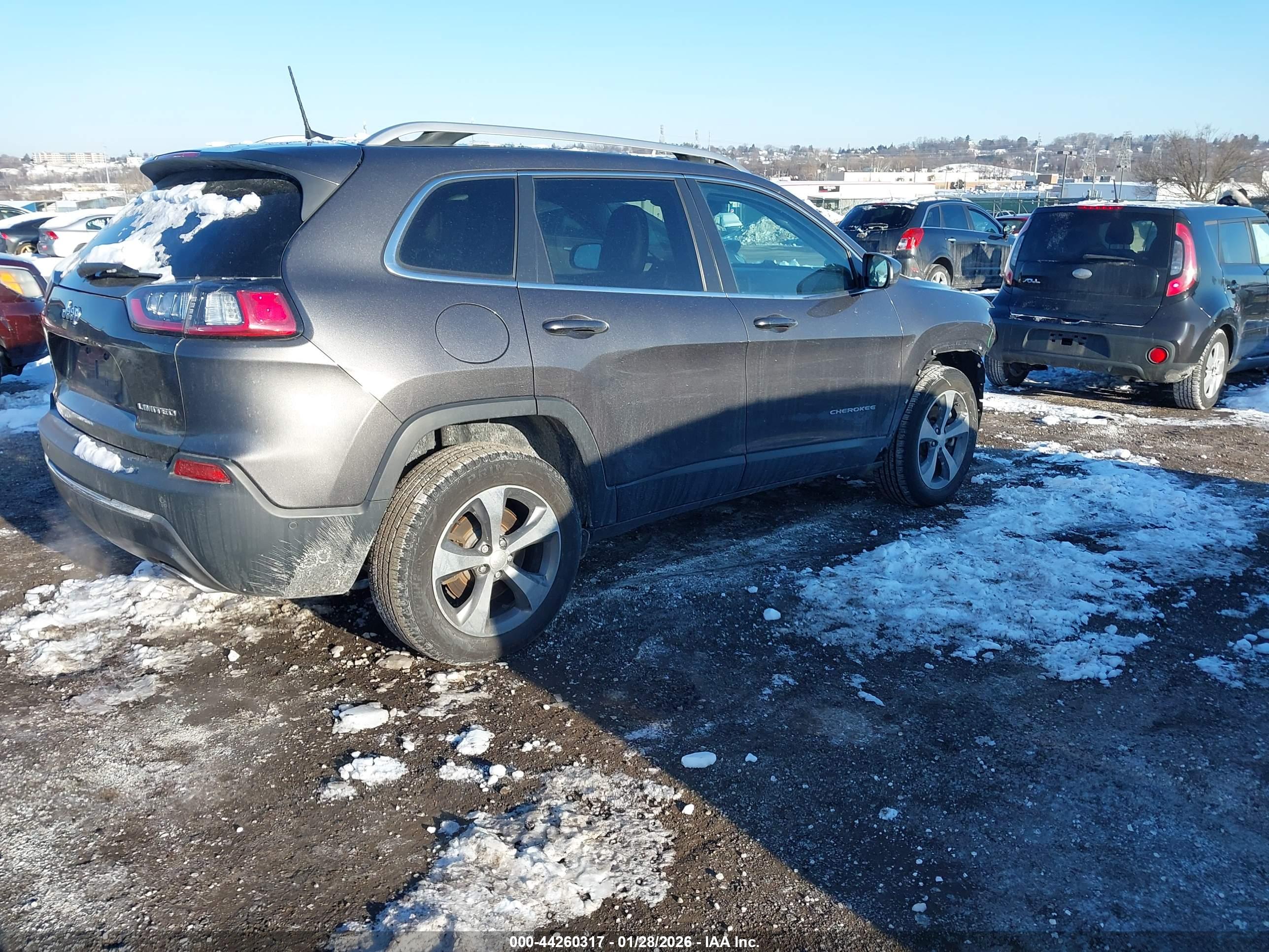 JEEP CHEROKEE image 4
