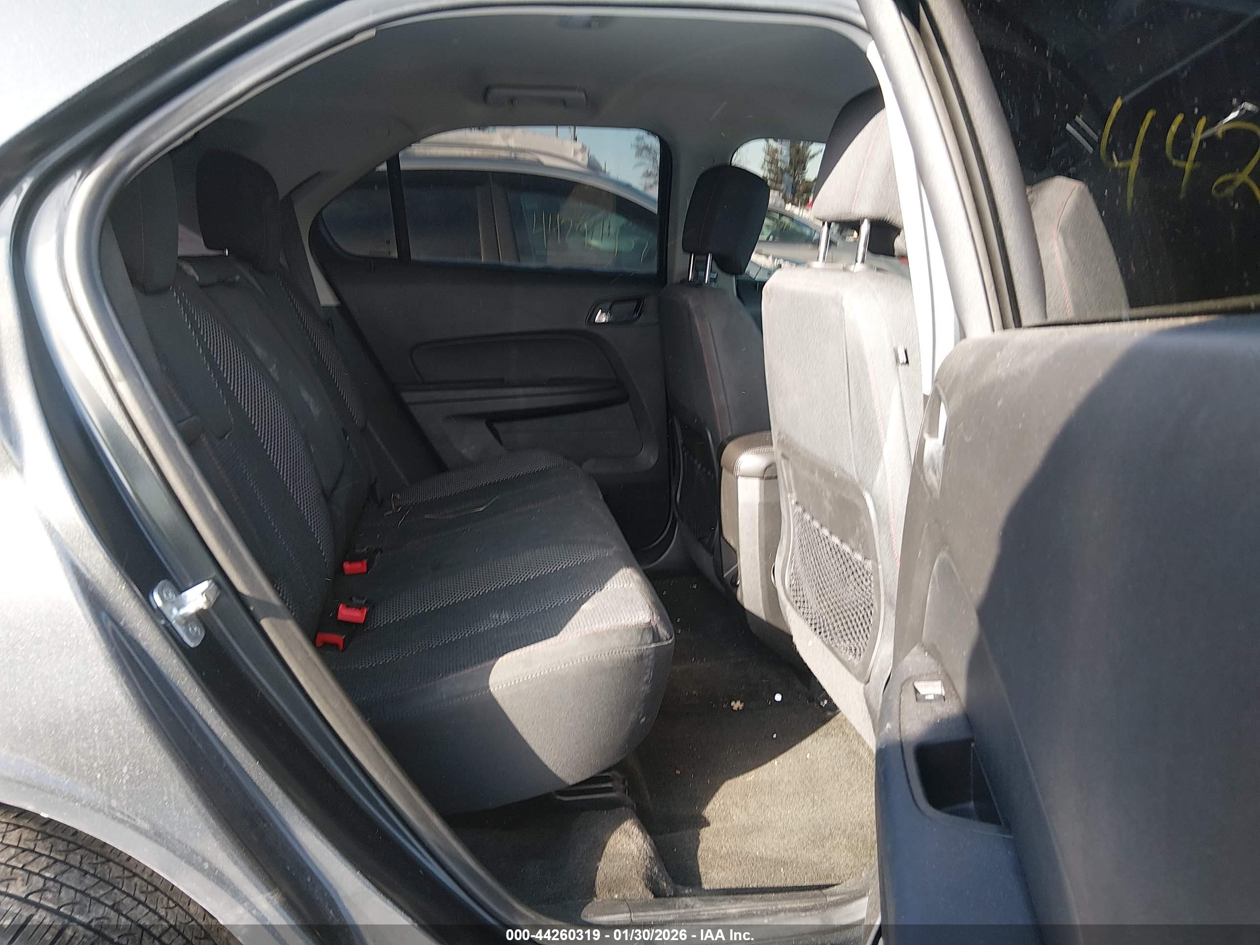 CHEVROLET EQUINOX image 8