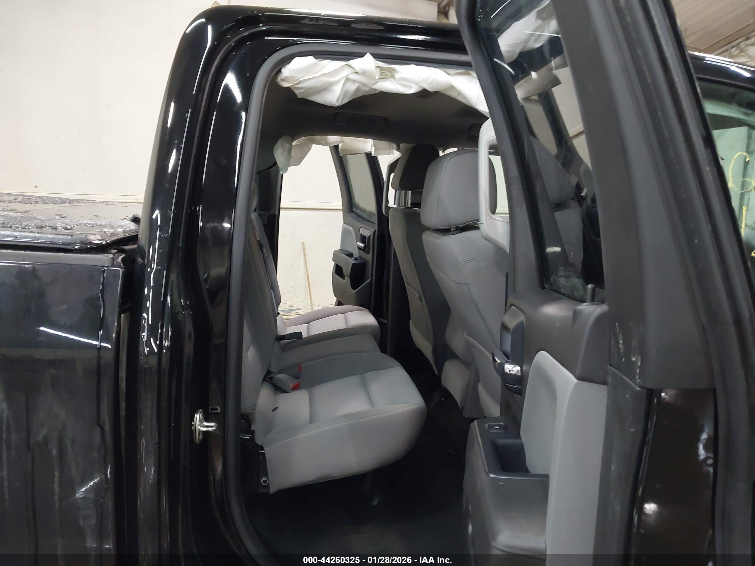 GMC SIERRA image 8