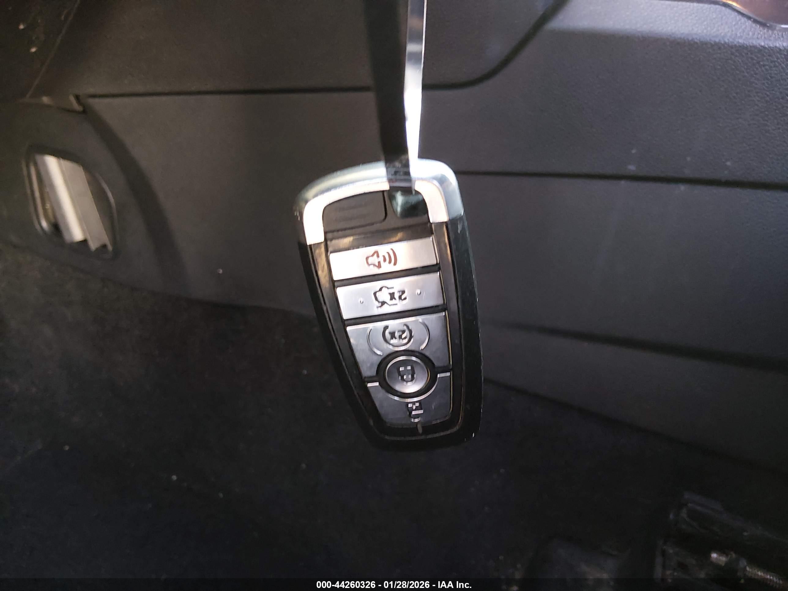 FORD EXPLORER image 11