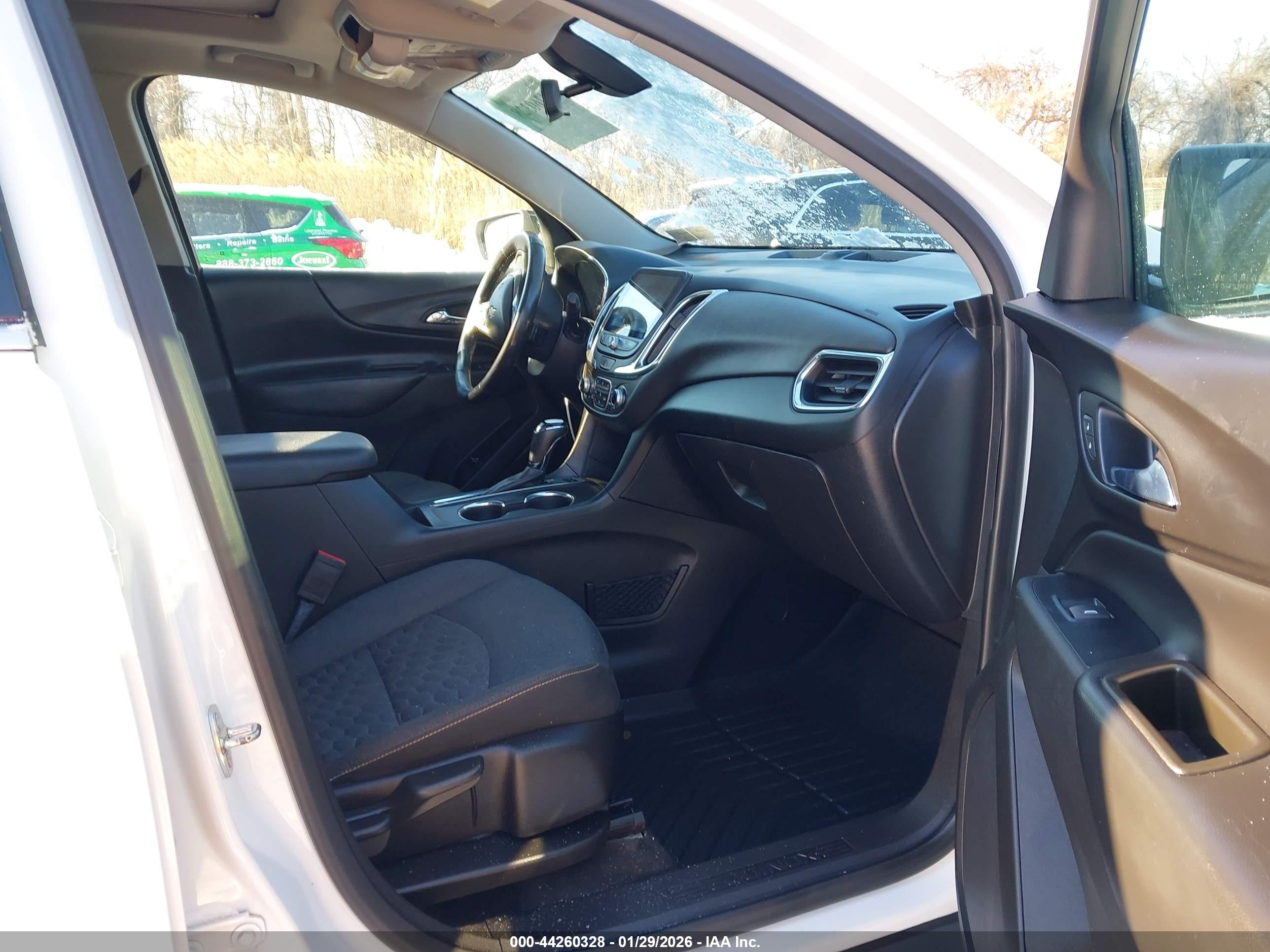 CHEVROLET EQUINOX image 5