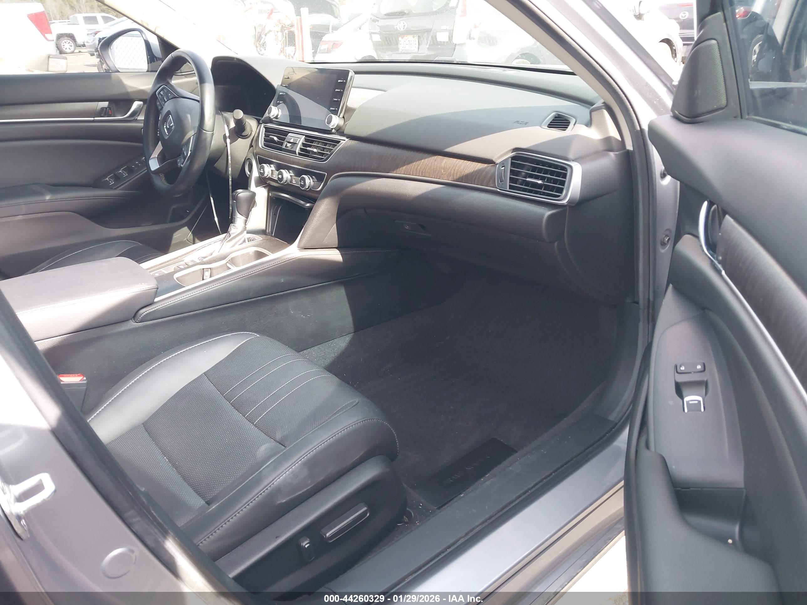 HONDA ACCORD image 5