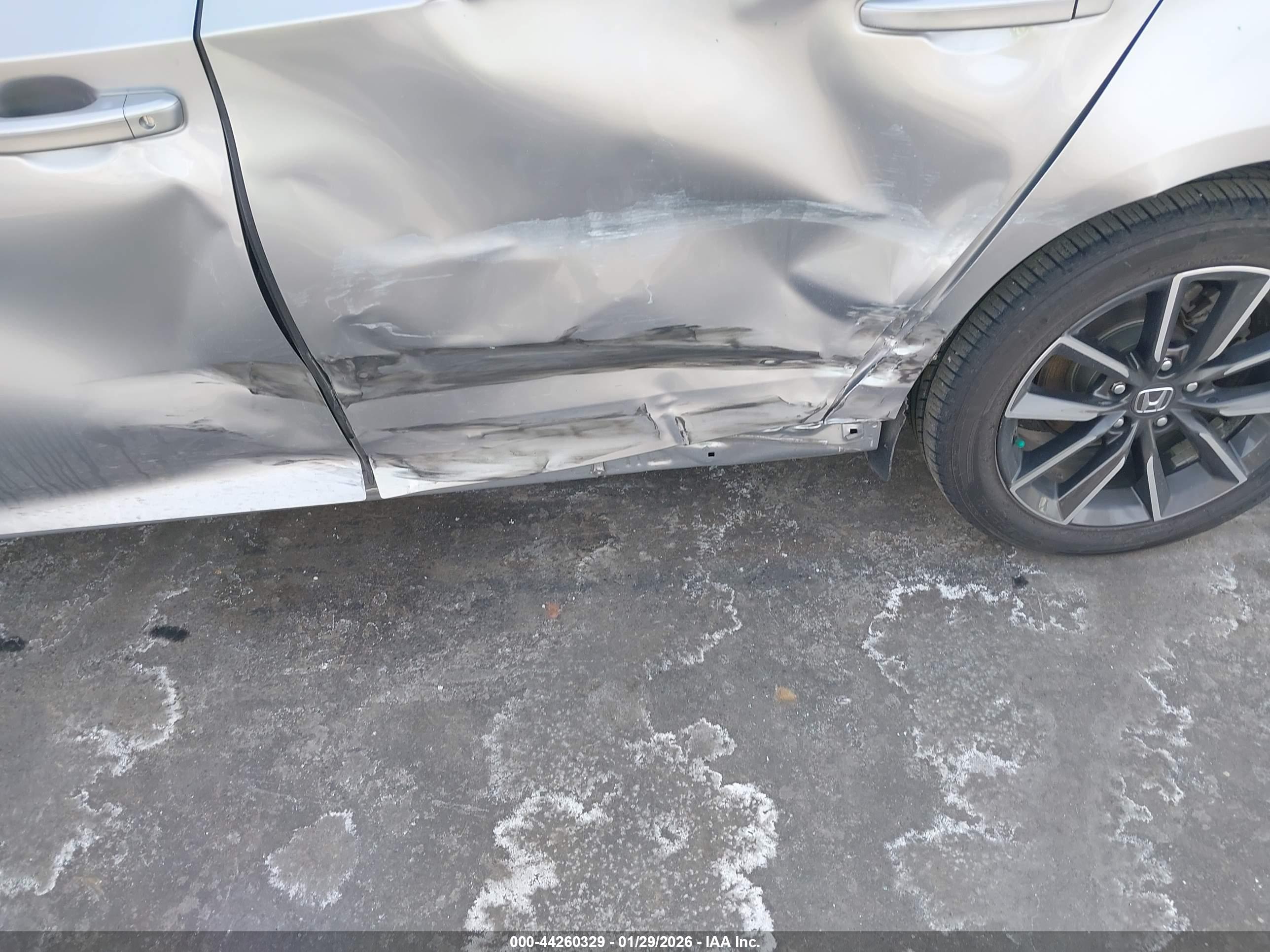 HONDA ACCORD image 6