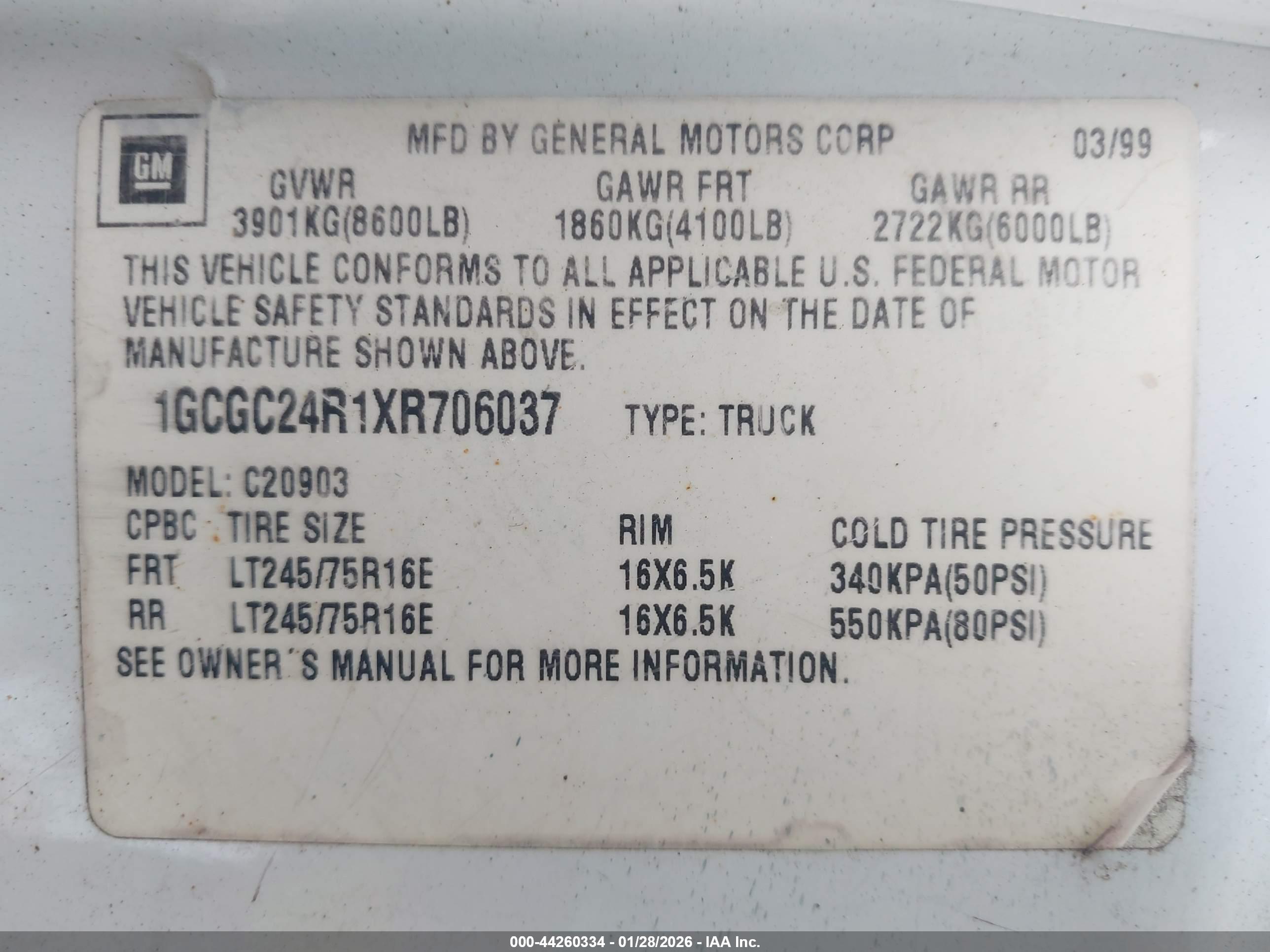 CHEVROLET C2500 image 9