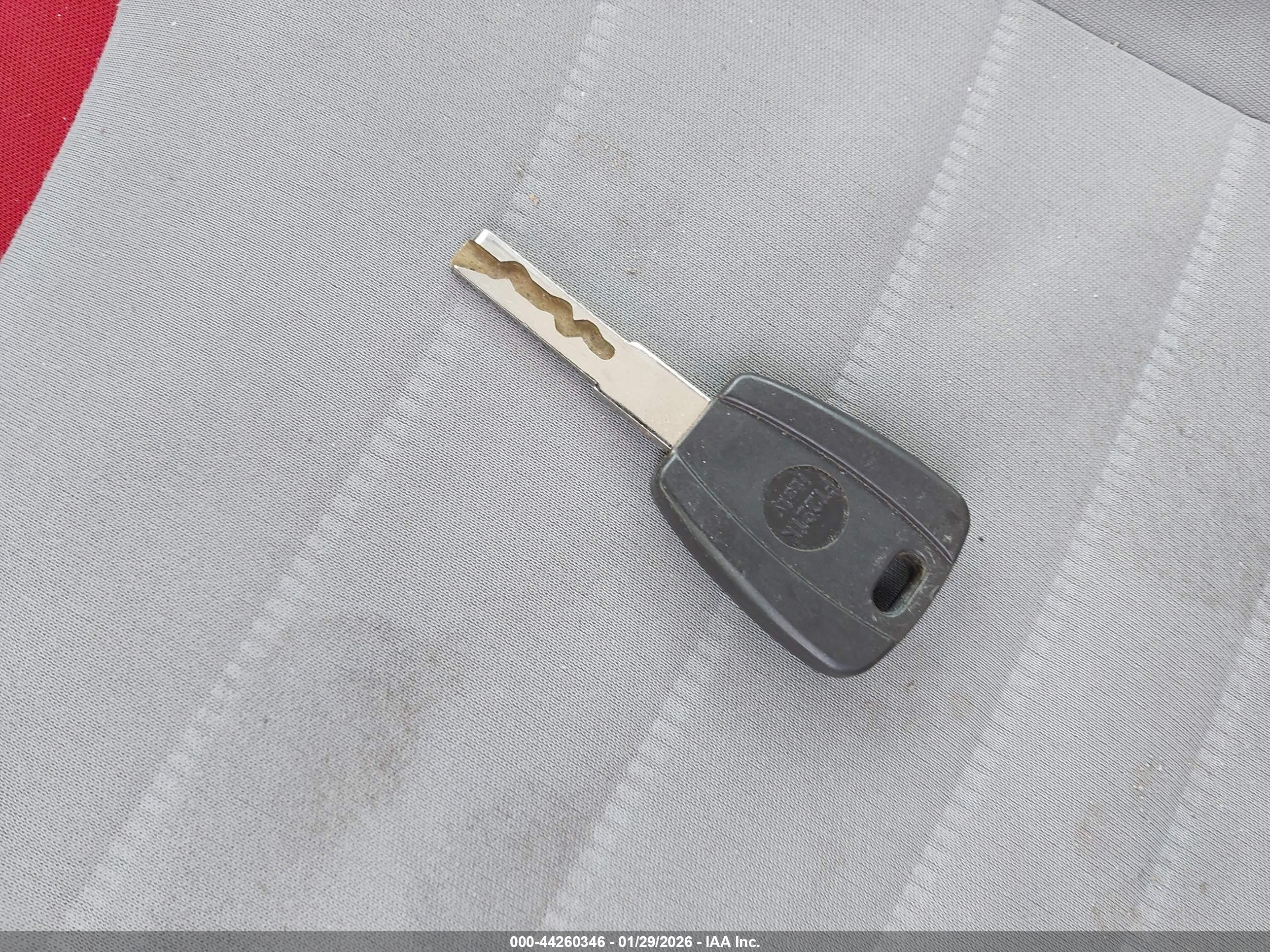 FIAT 500L image 11