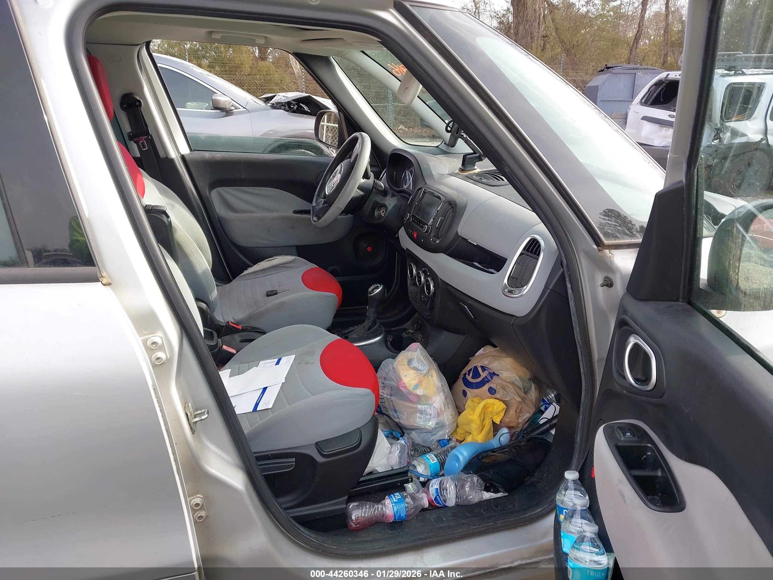 FIAT 500L image 5