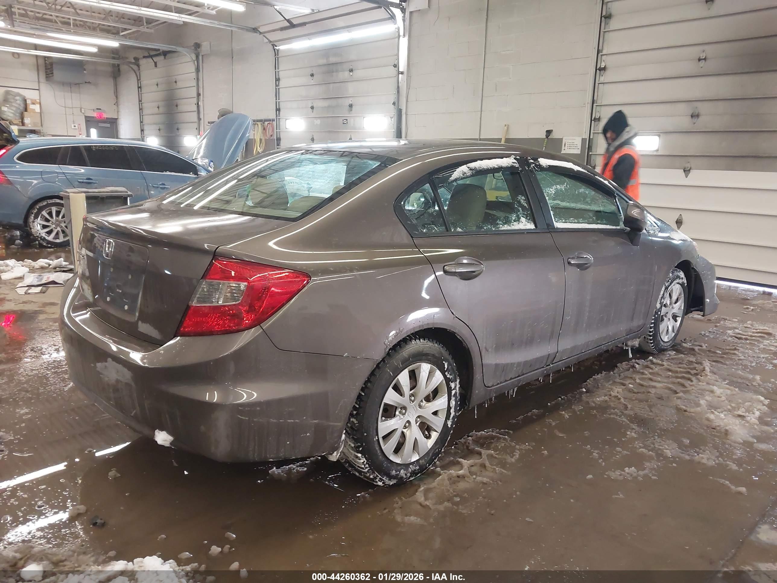 HONDA CIVIC image 4
