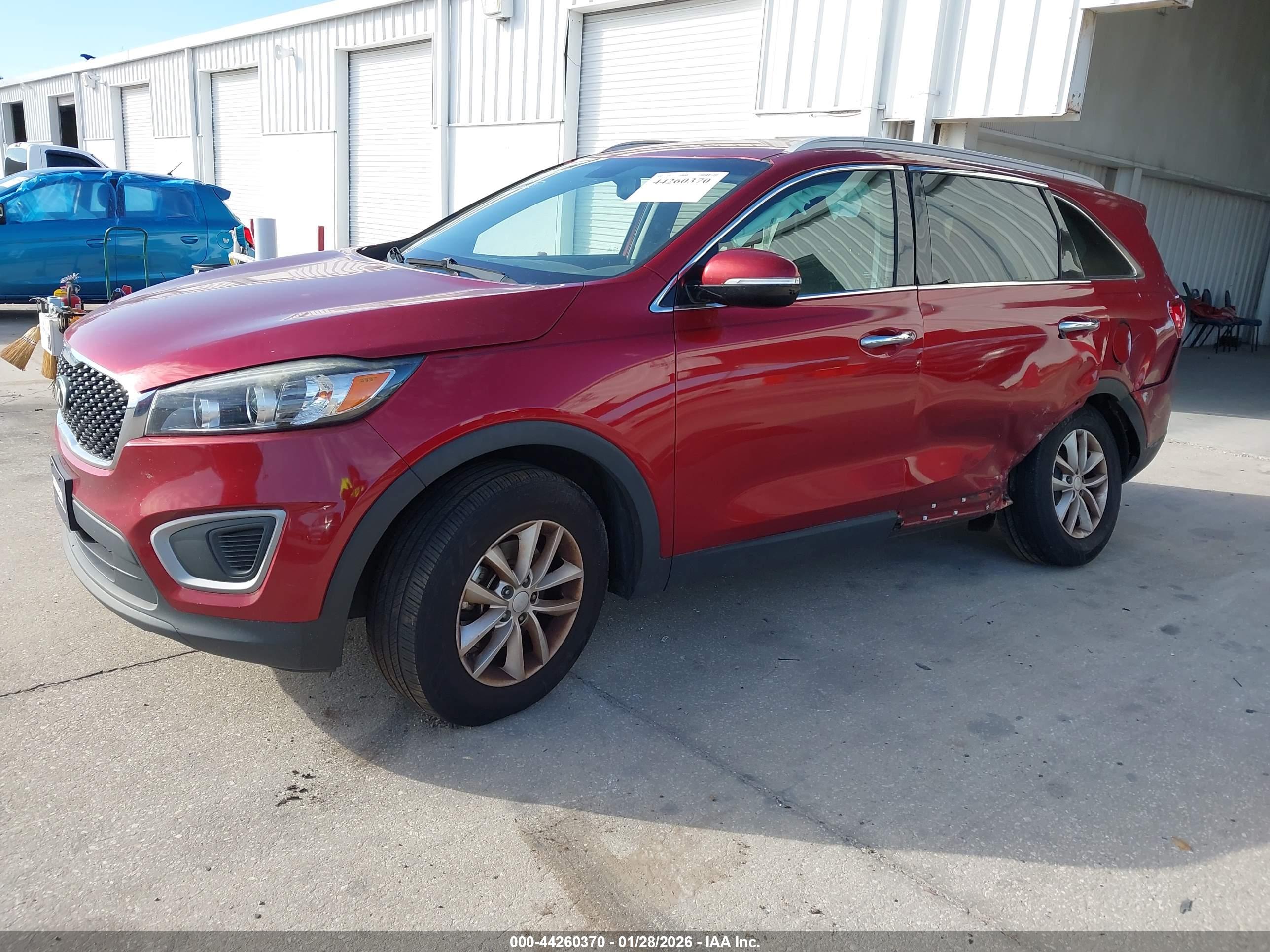 KIA SORENTO image 2