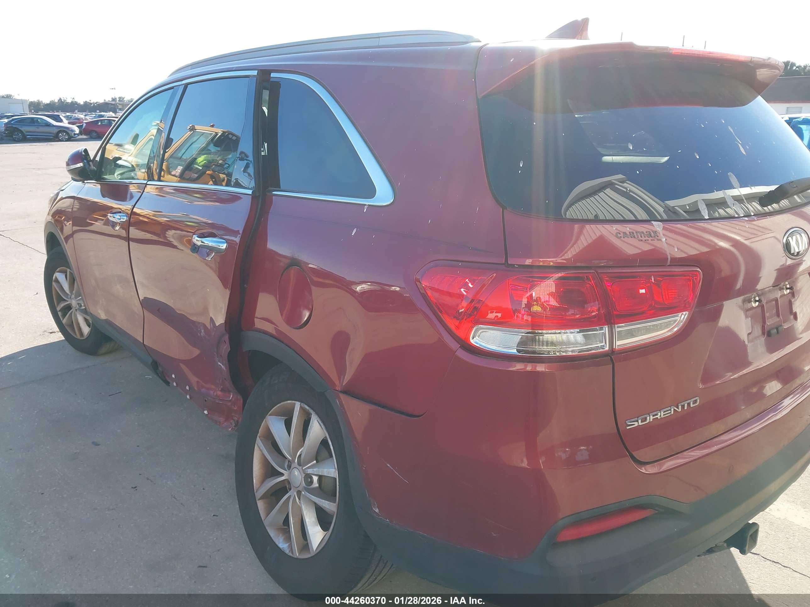 KIA SORENTO image 6