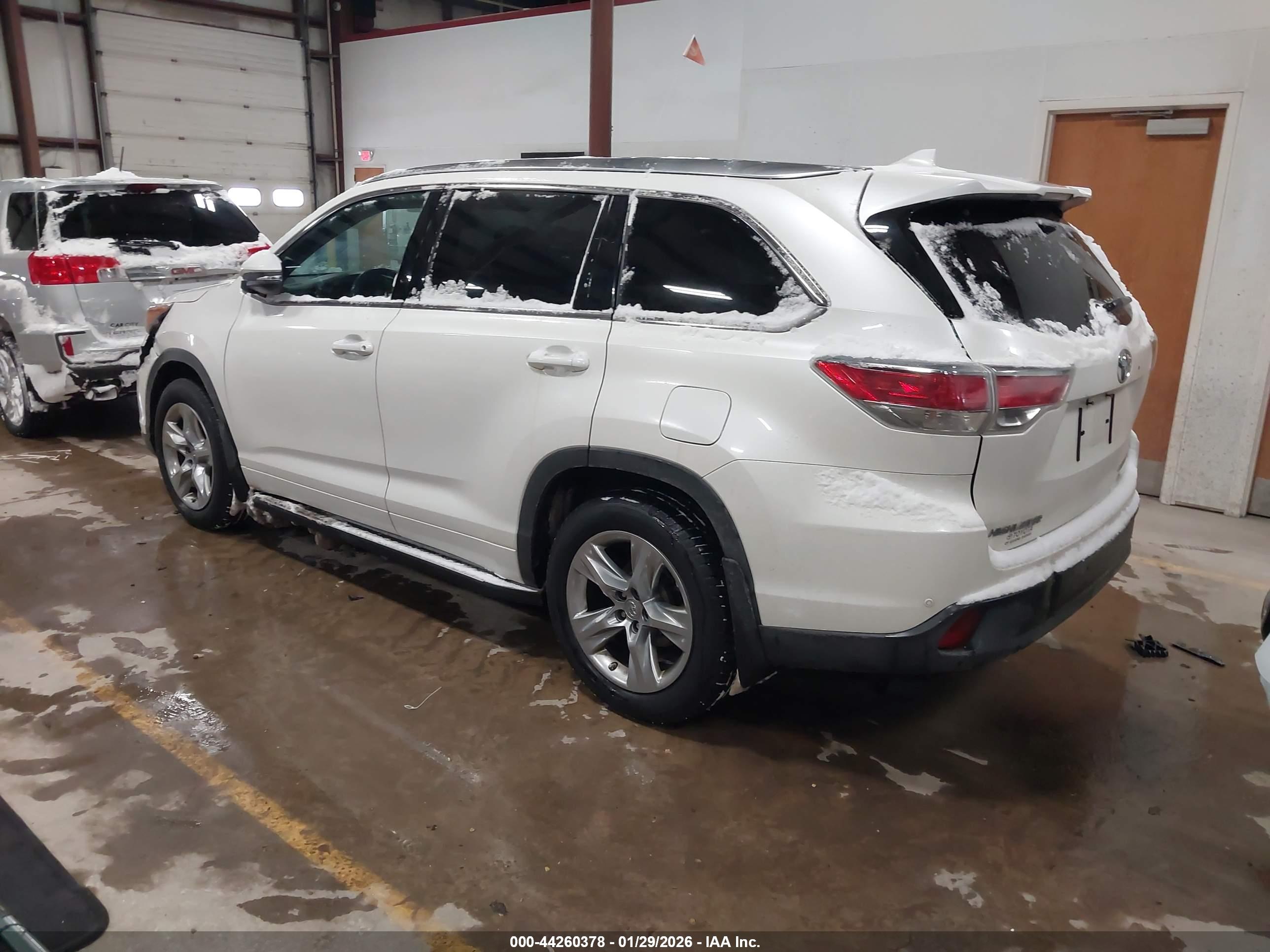 TOYOTA HIGHLANDER image 3