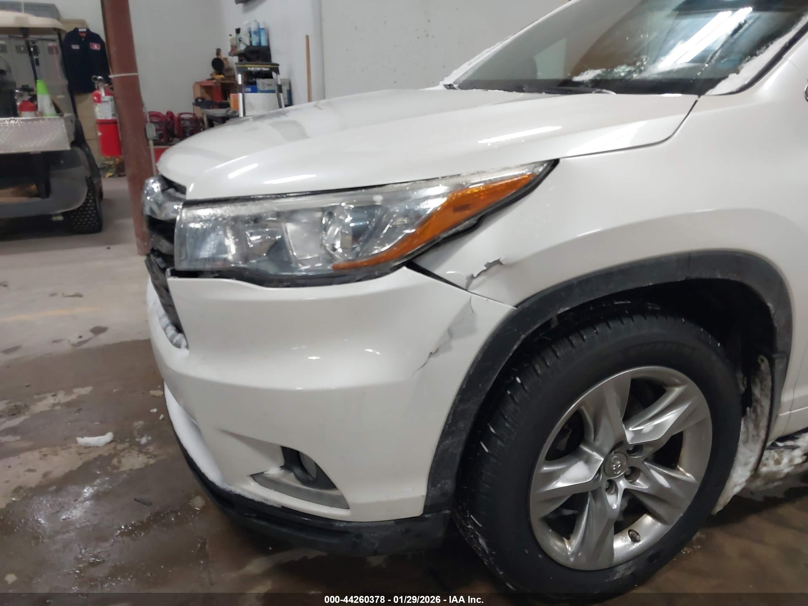 TOYOTA HIGHLANDER image 6