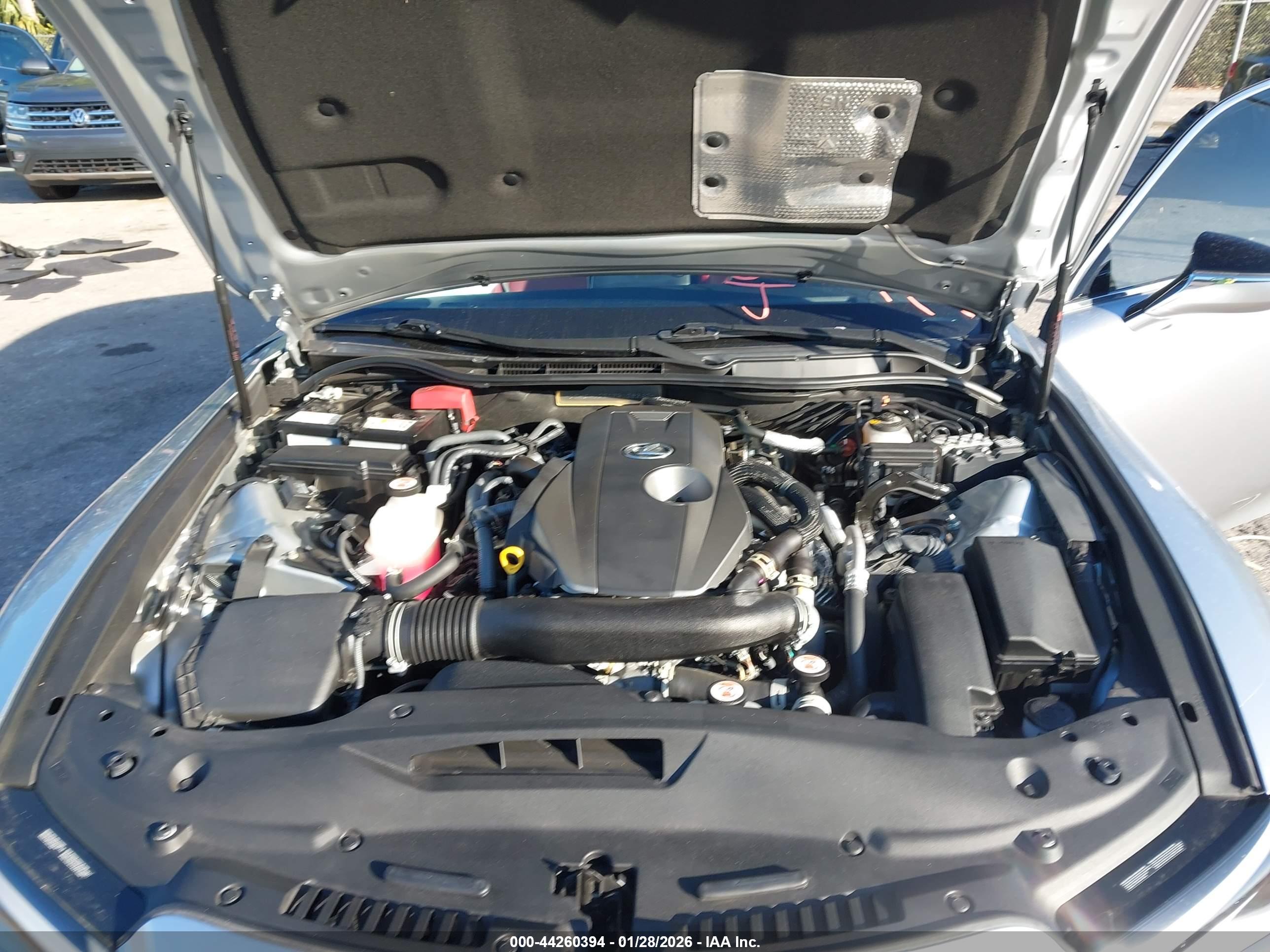 LEXUS IS image 10