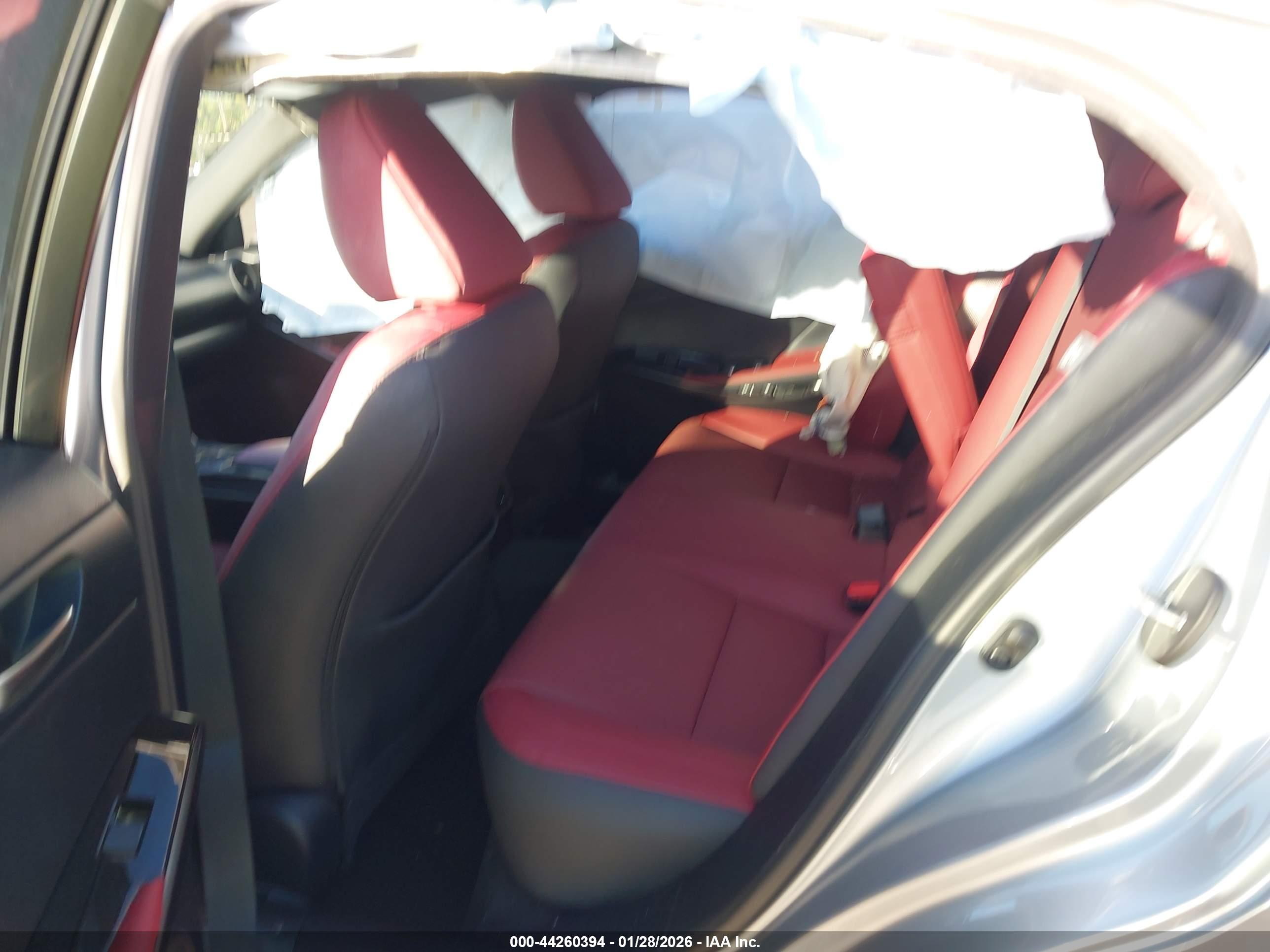 LEXUS IS image 8