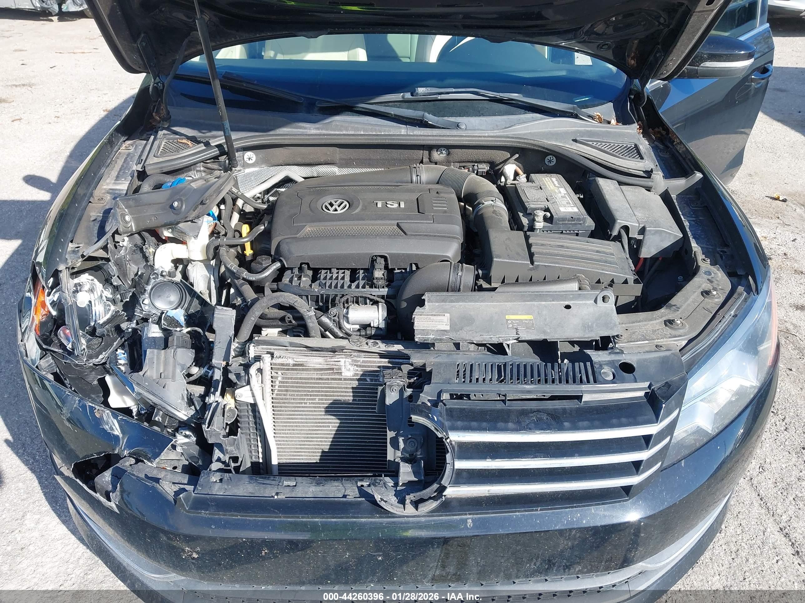 VOLKSWAGEN PASSAT image 10
