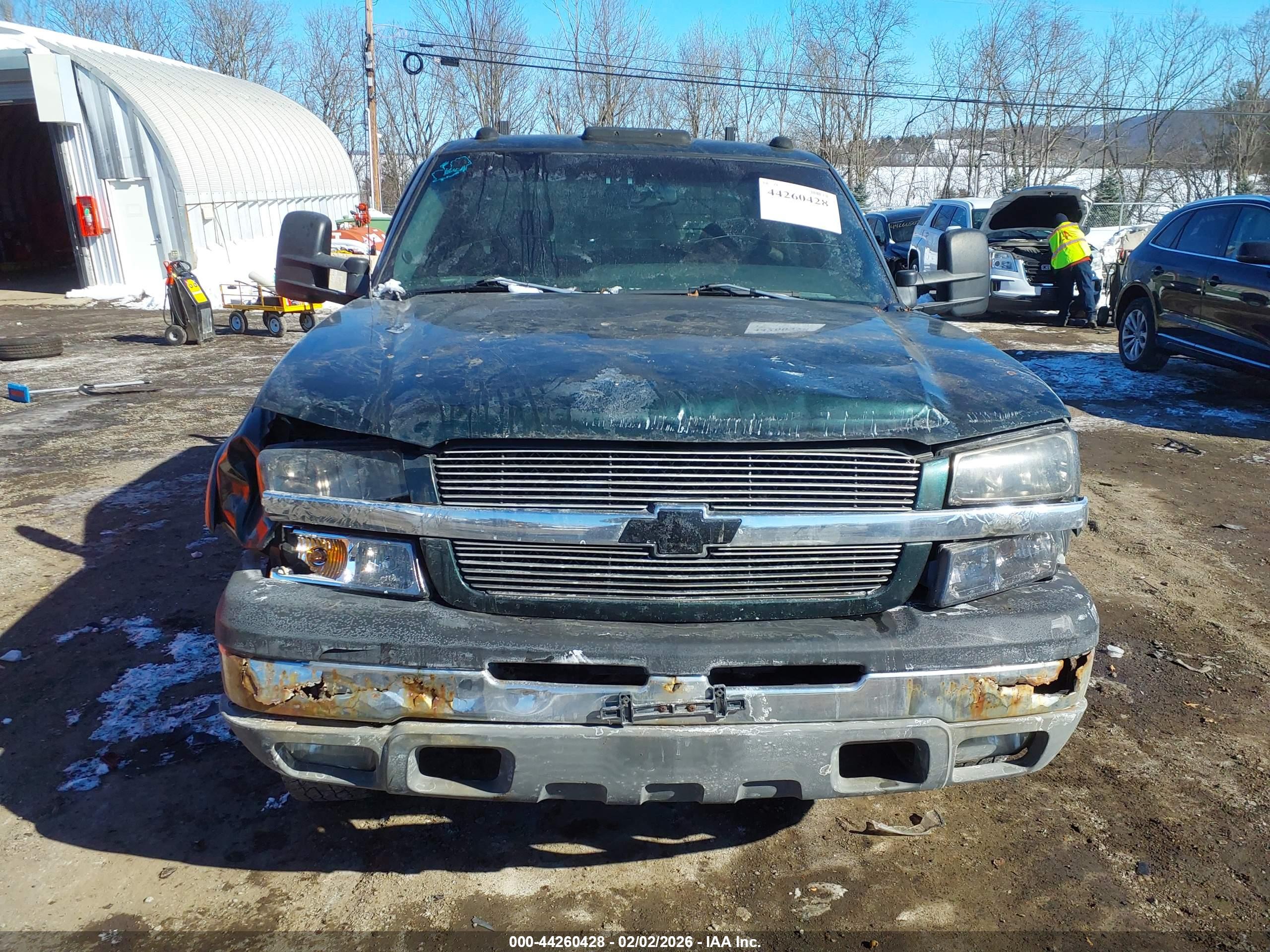 CHEVROLET SILVERADO image 6