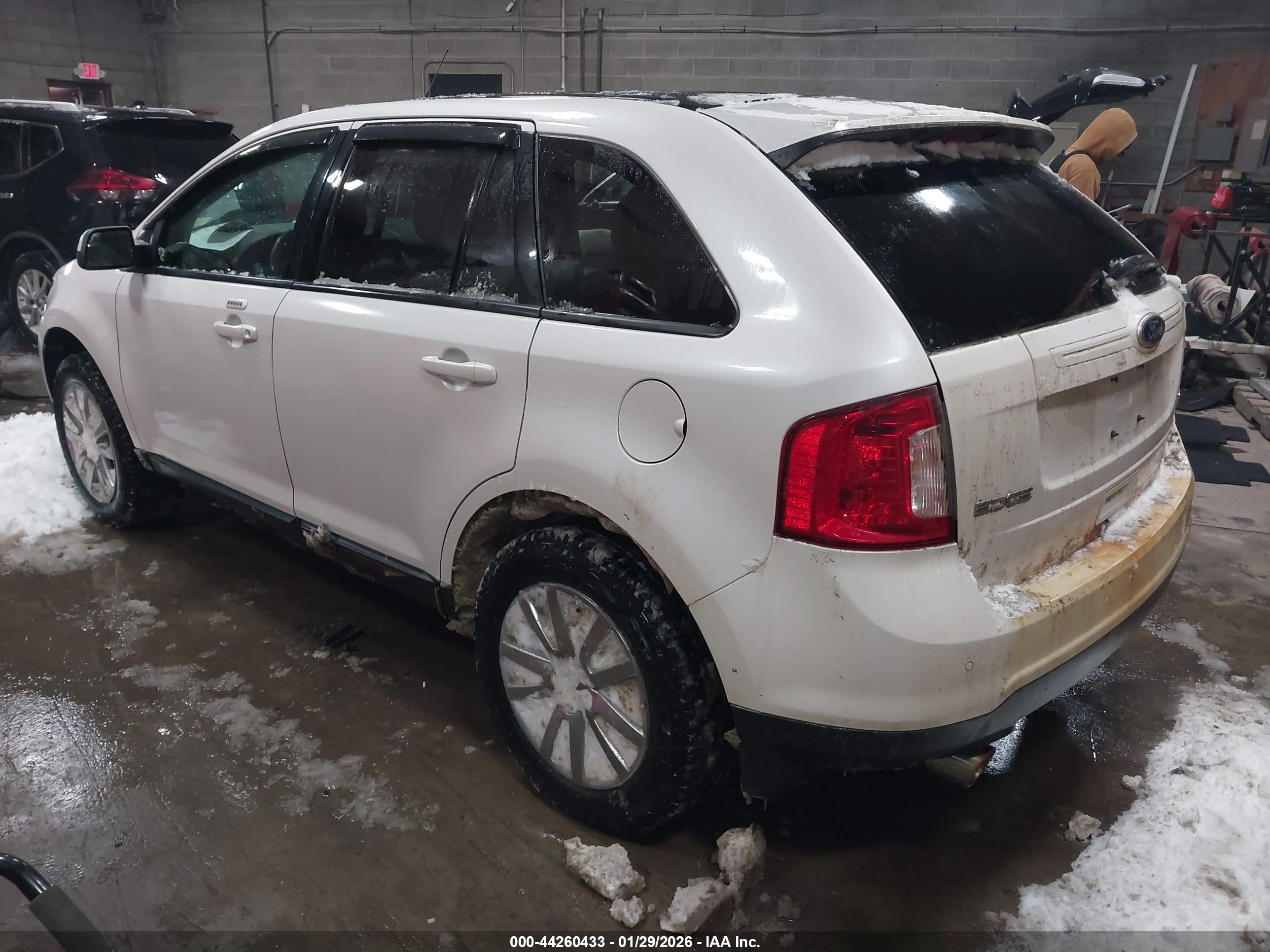 FORD EDGE image 3