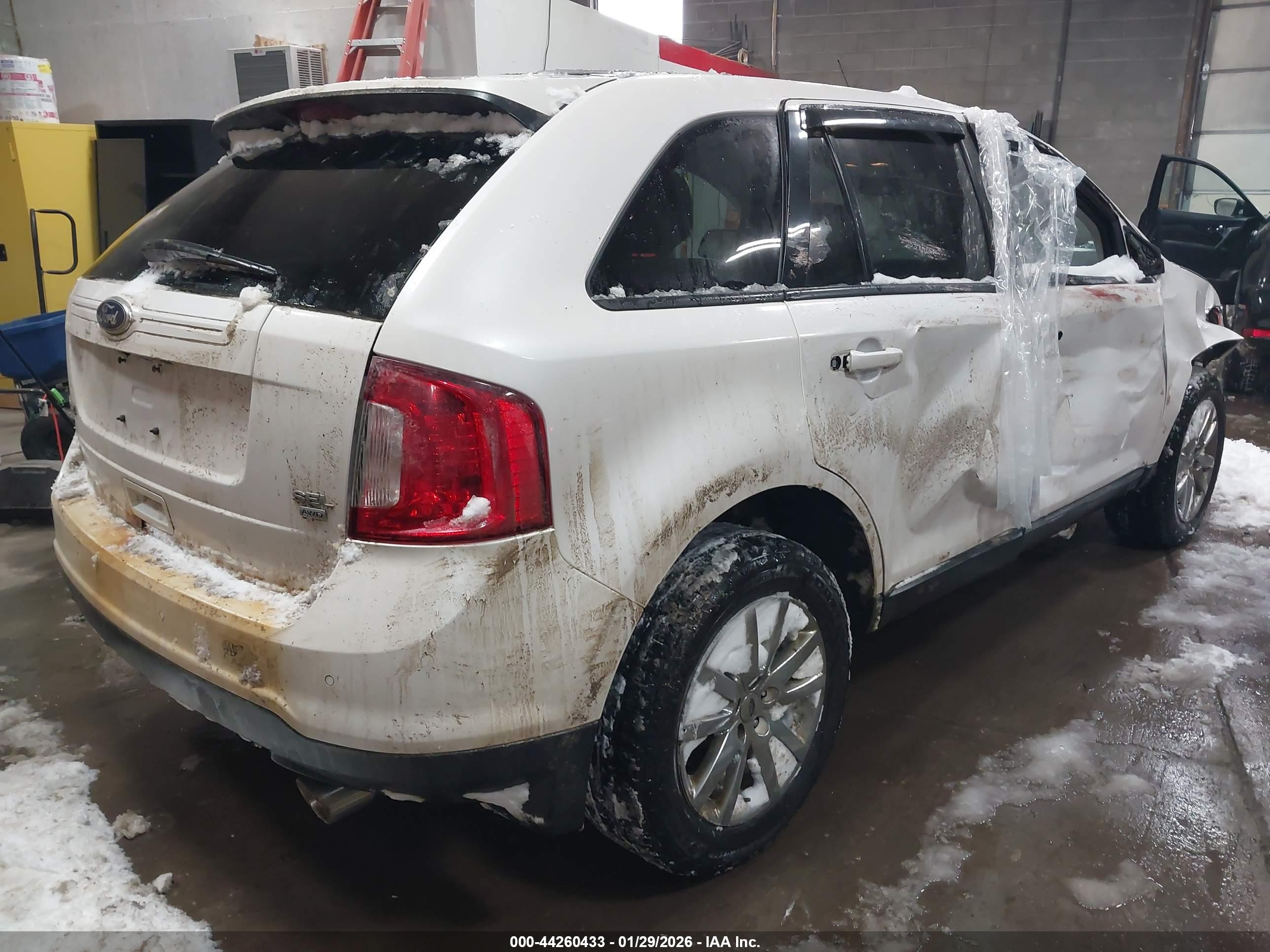 FORD EDGE image 4