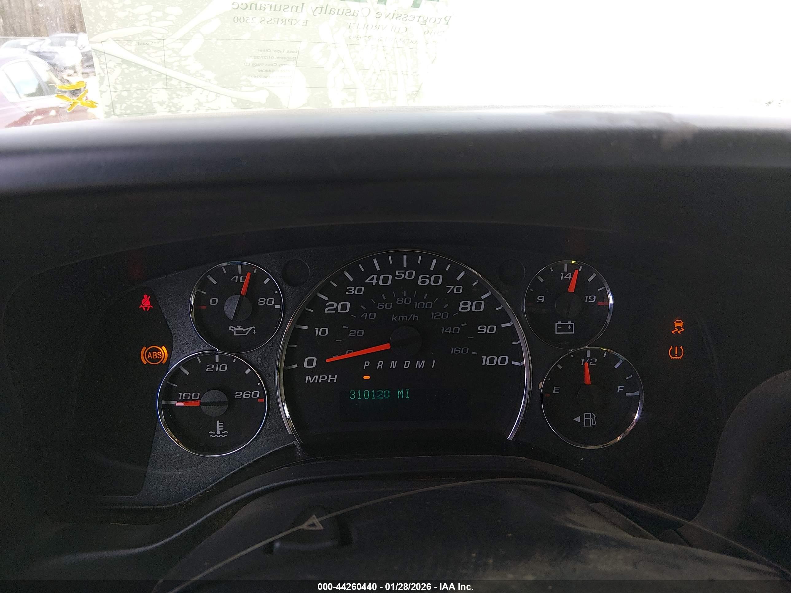 CHEVROLET EXPRESS image 7