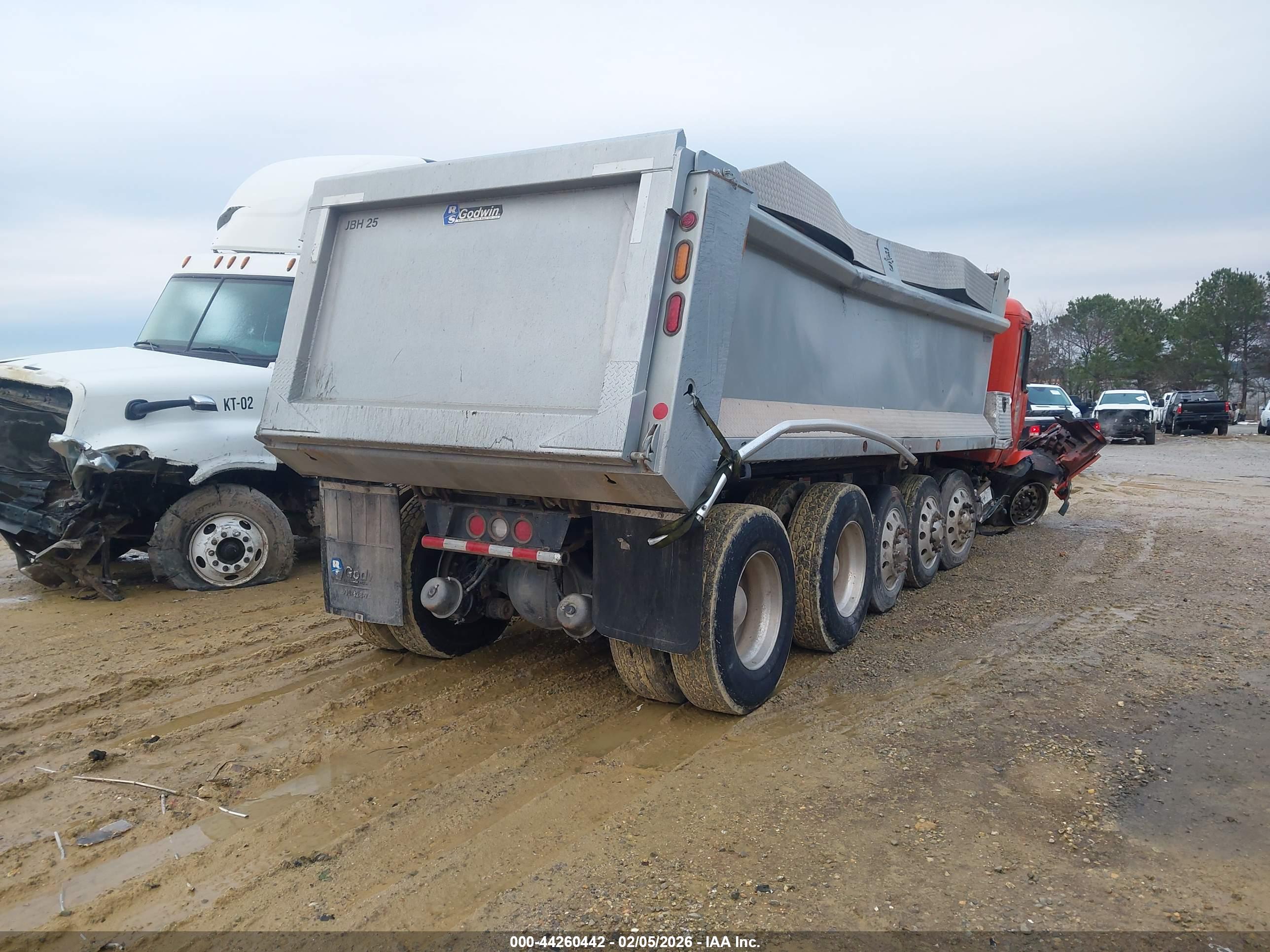 KENWORTH T880 image 4